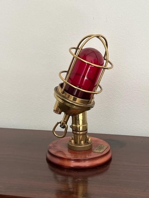 Lampada navale originale con vetro rosso