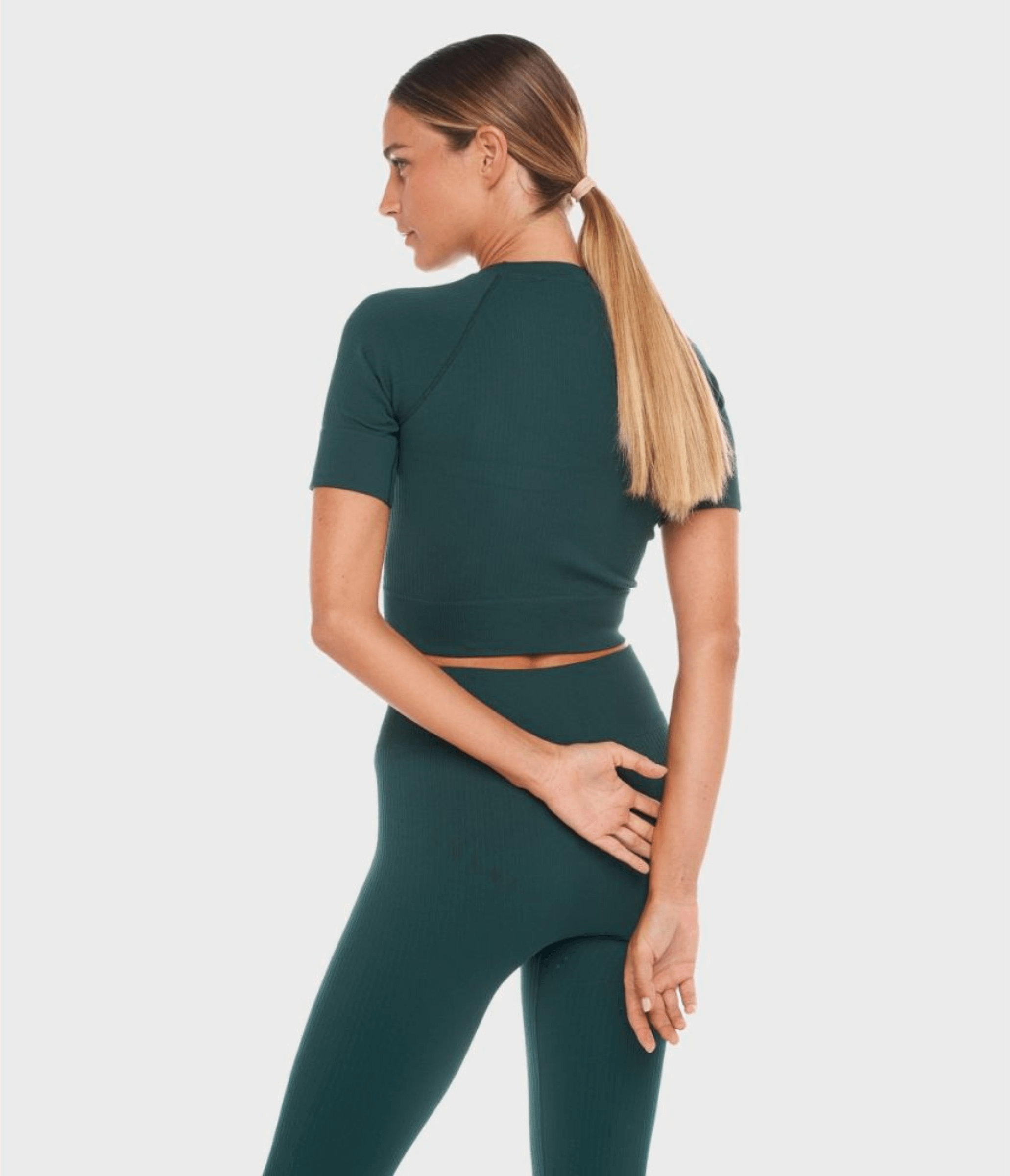 CROP TOP SPORTIVO NORA - INFINITY – DEEP GREEN