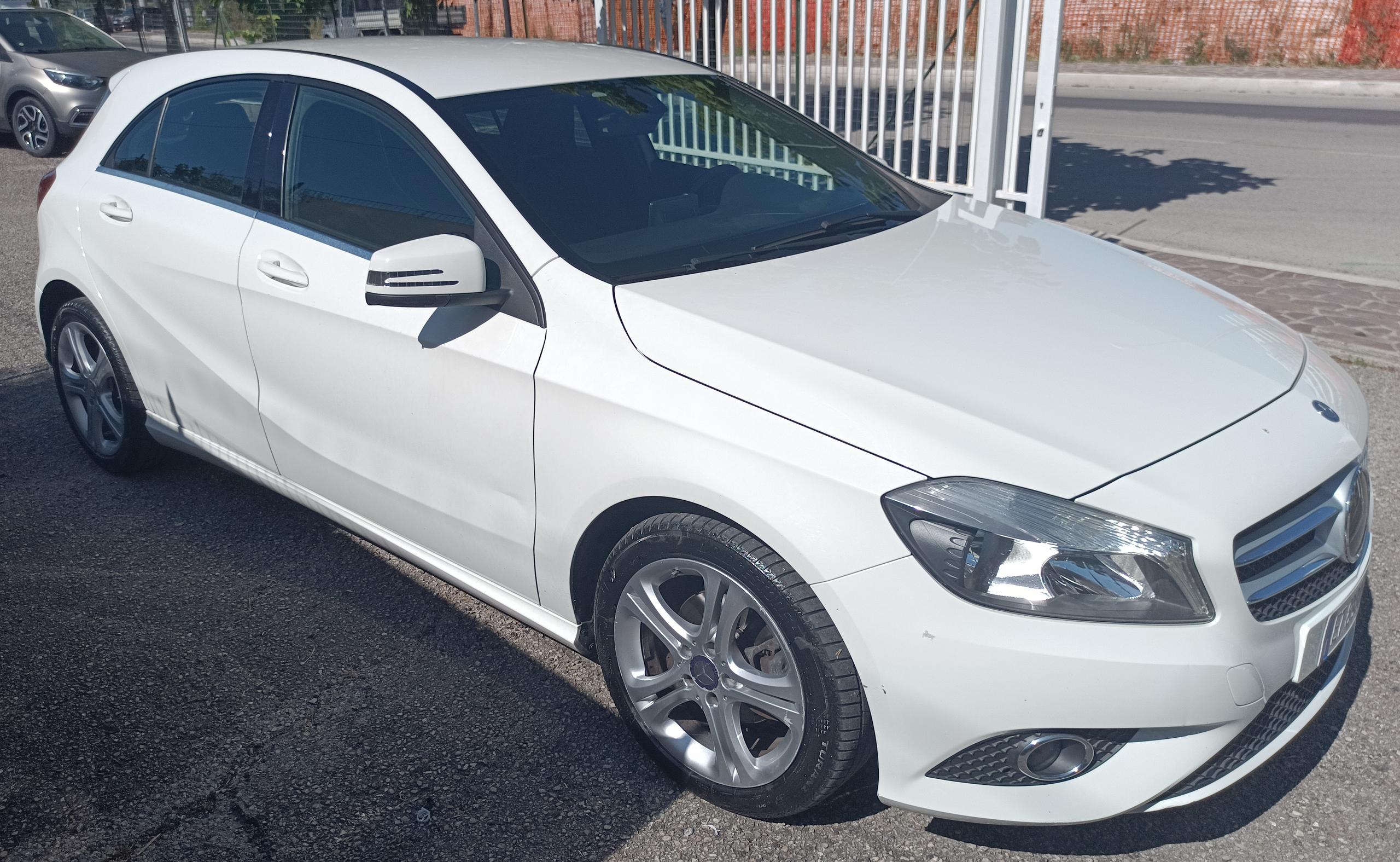 Mercedes-benz A 180 A 180 CDI Premium  Vasto (CH)  10.900 €