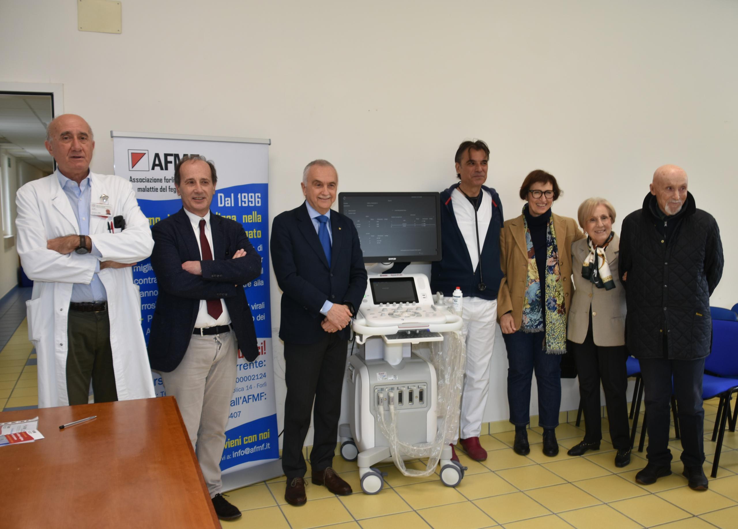 Donazione da parte dell'AFMF all'UO di Medicina Interna di Forlì di un ecografo.