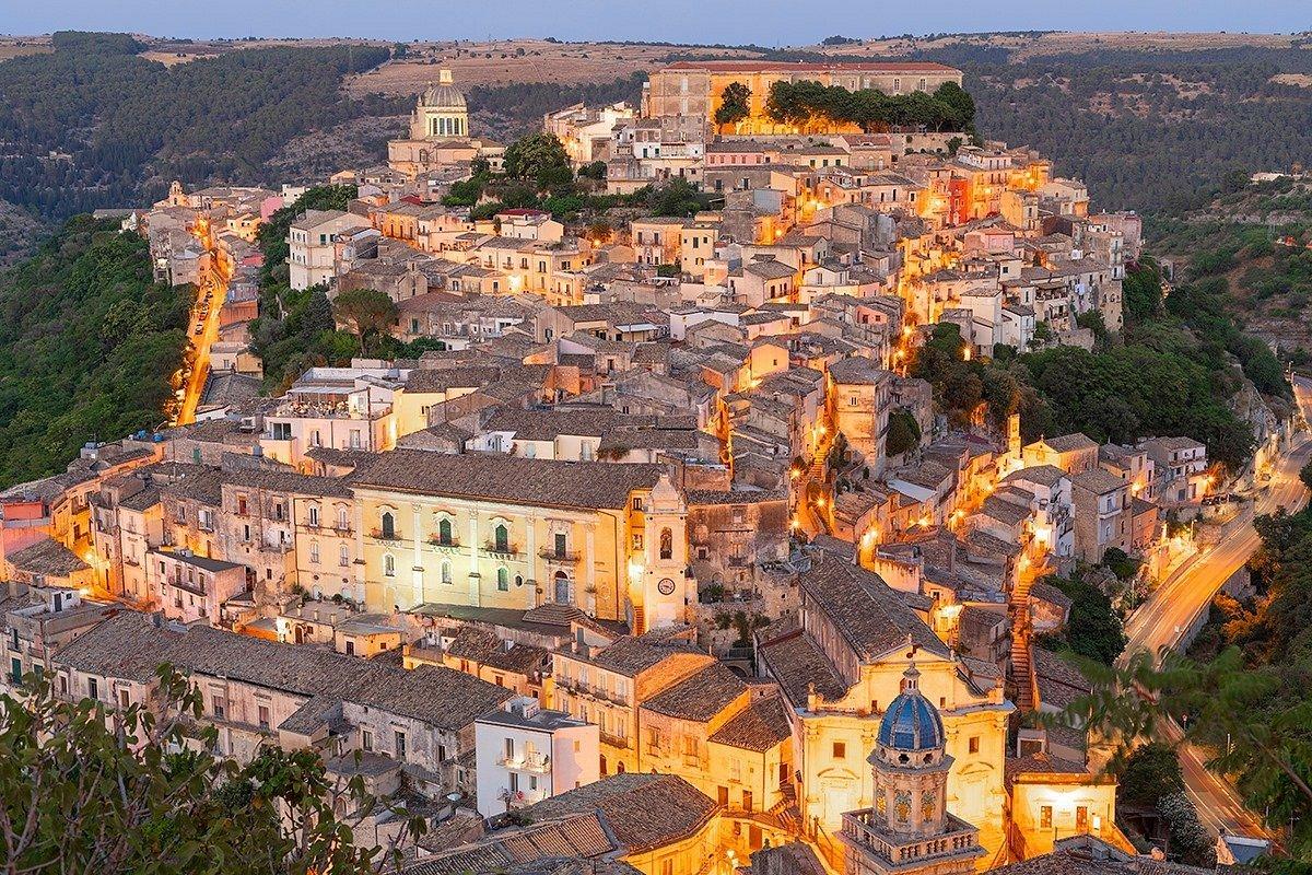 Esplorando la Bellezza Intatta di Ragusa Ibla: Il Borgo Siciliano che Conquista il Cuore