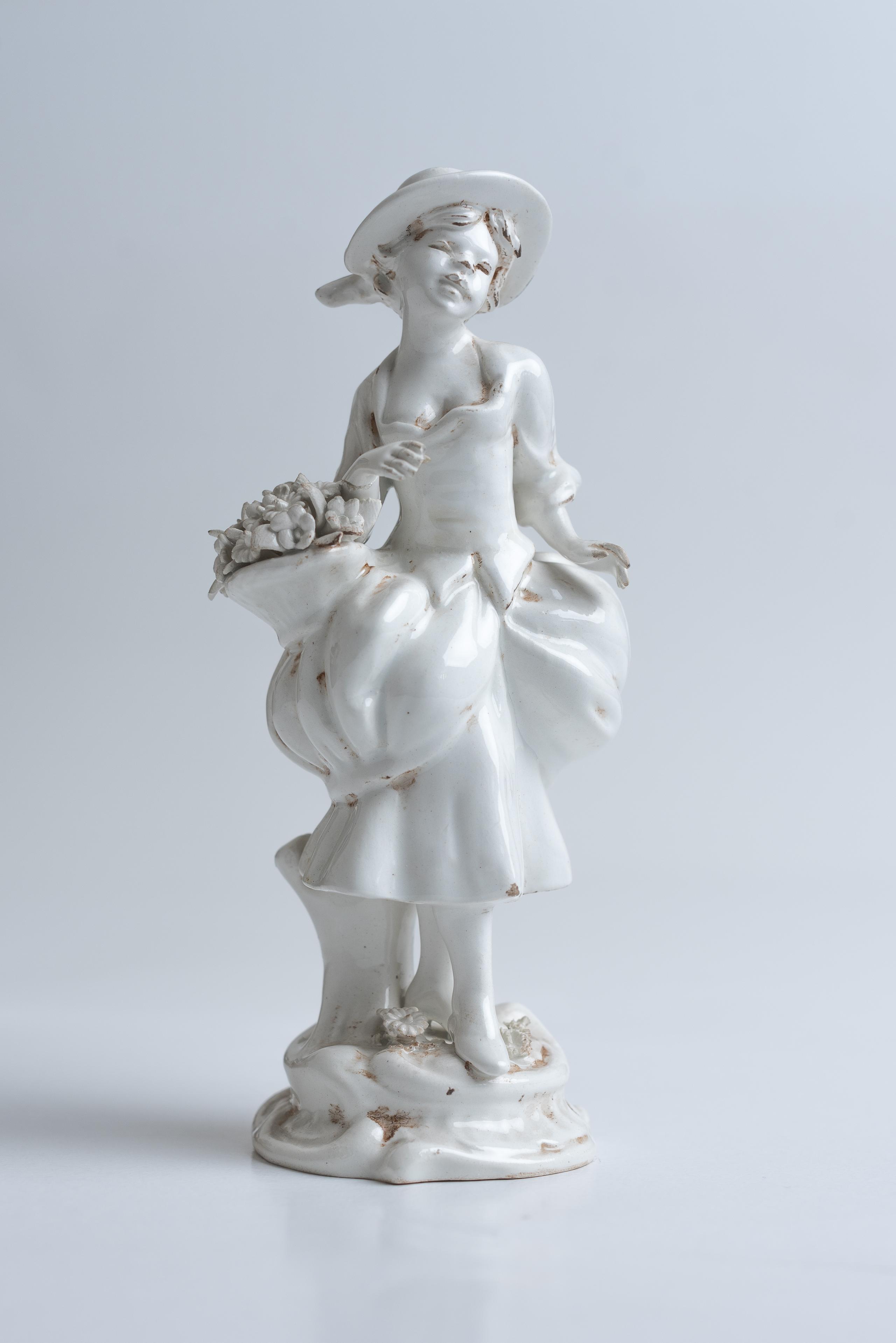 Statuina porcellana artistica di Capodimonte '900