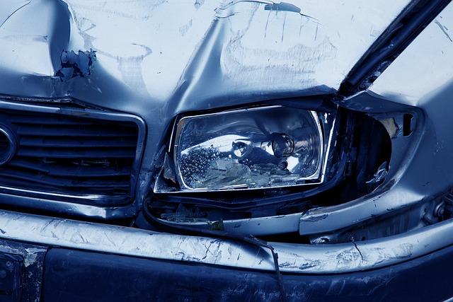 Imola, danneggiate le auto dei professionisti sanitari. Categoria sotto attacco