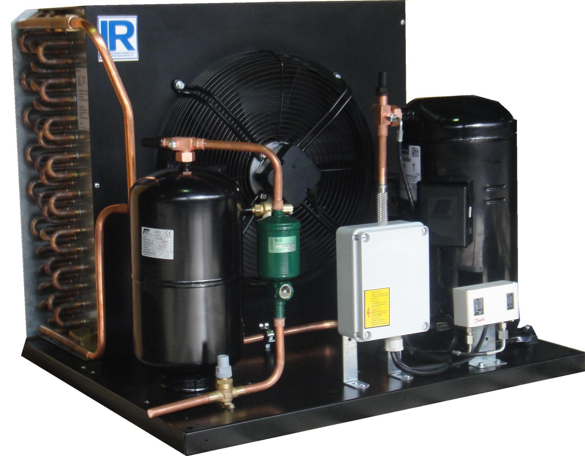 Unità Condensatrici Aperta con condensatore ad aria e compressore ermetico