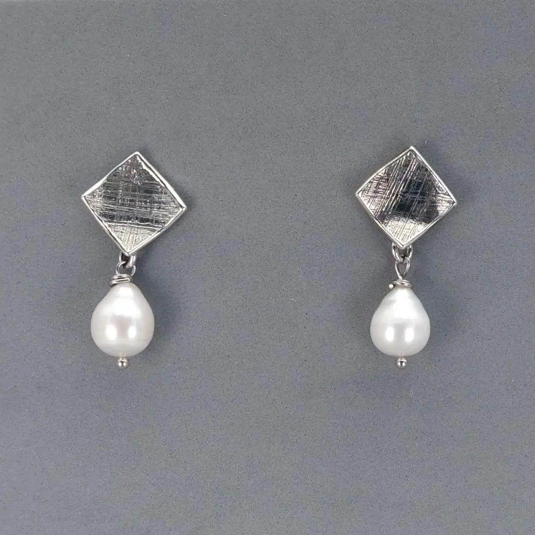 earrings silver drop pearls/CP18.EA.ArgB