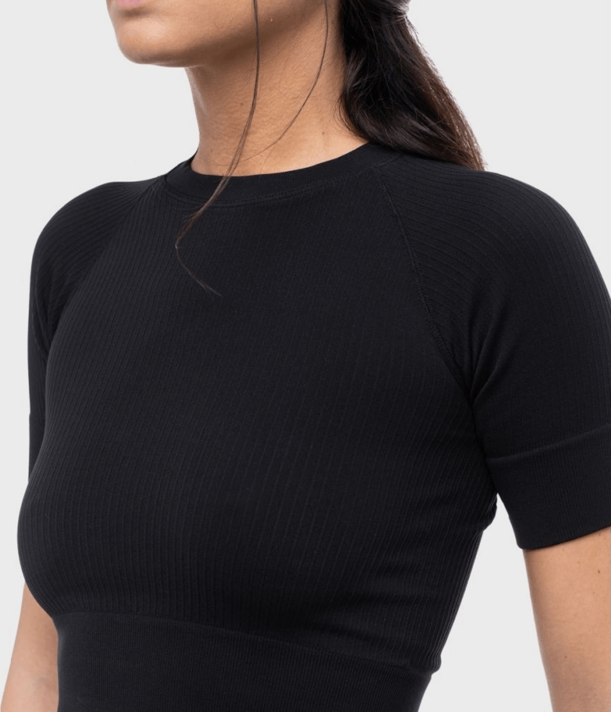 CROP TOP SPORTIVO NORA - INFINITY - BLACK