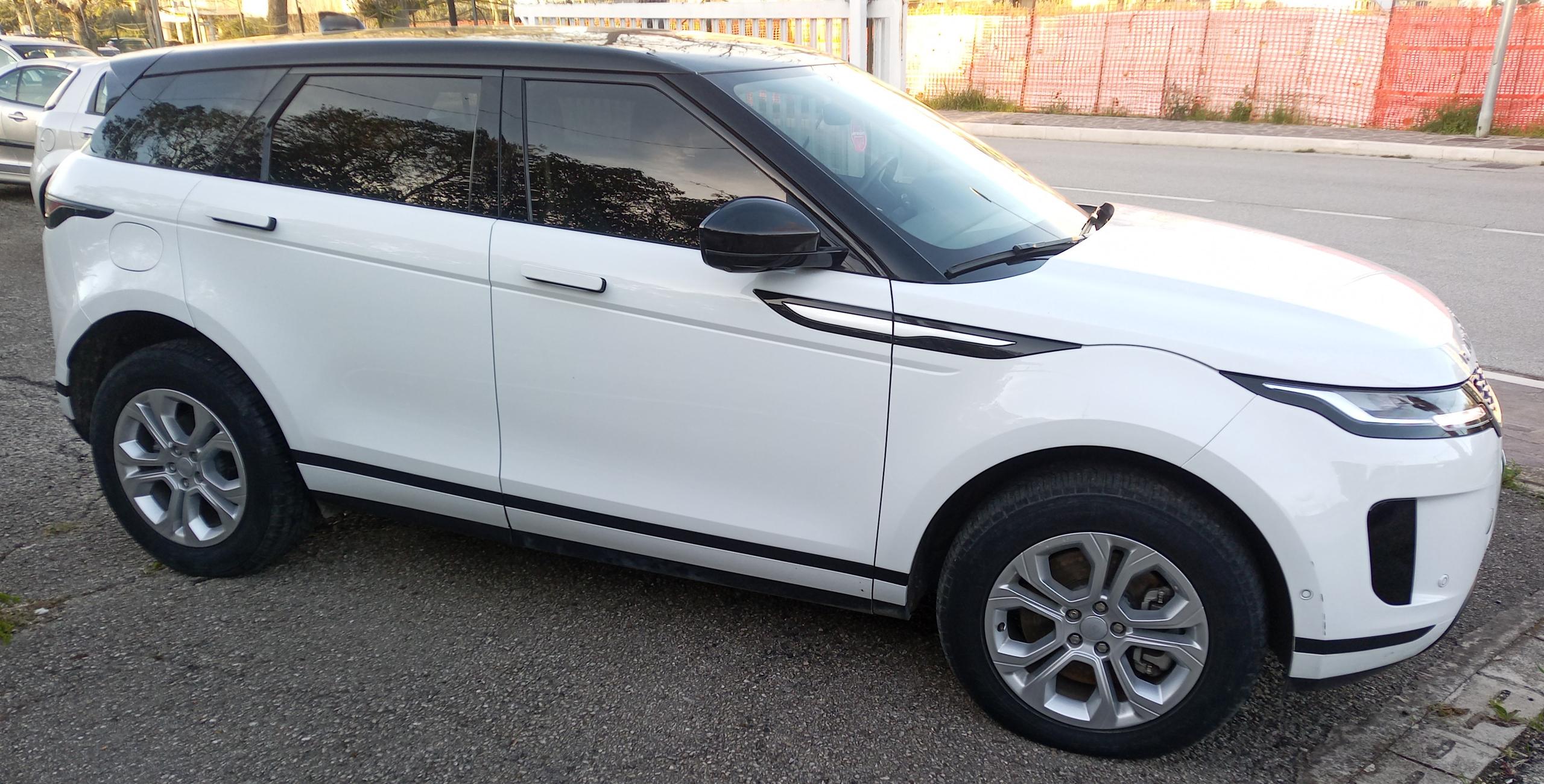 LAND ROVER RR Evoque 2ª serie - 2022 Vasto (CH) 39.900 €