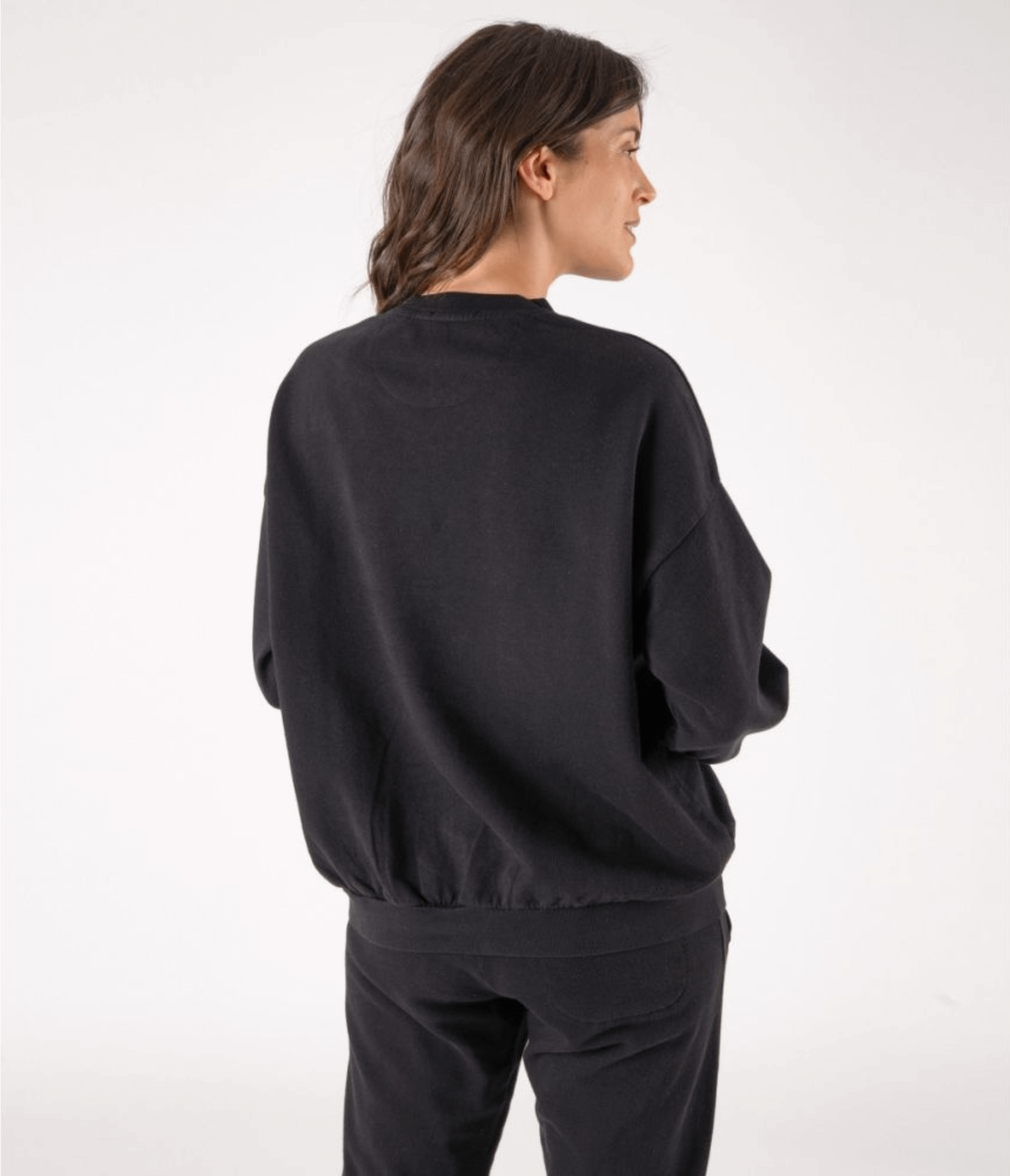 FELPA GIROCOLLO MIA OVERSIZE - BLACK