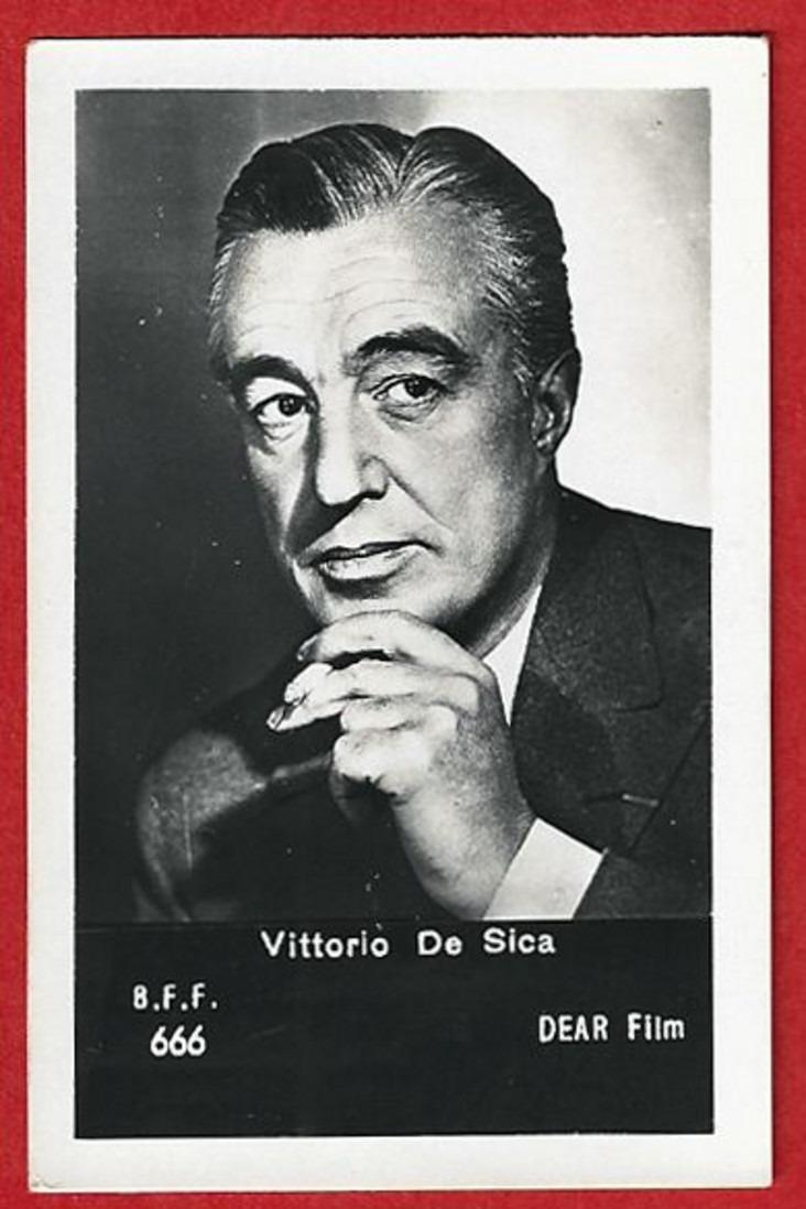 018> Figurina Vera Fotografia Attori VITTORIO DE SICA Dear Film - Prima metà anni '50 Editore B.F.F.