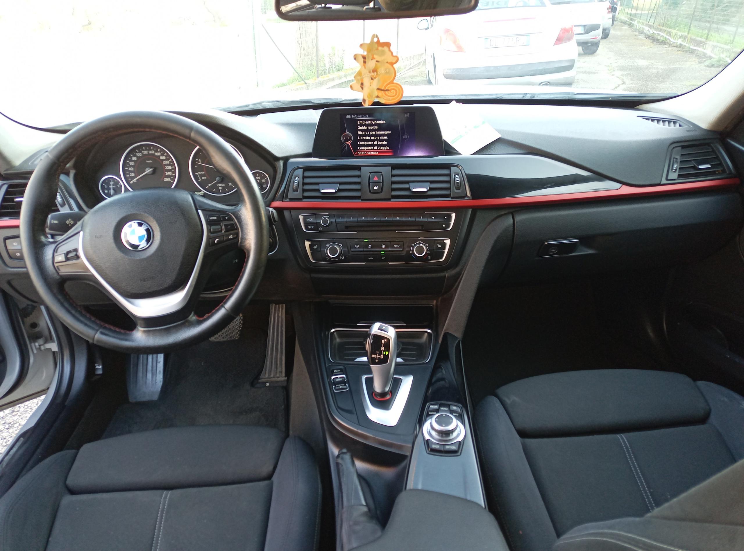 2014 BMW 318d touring sport 12.500 €