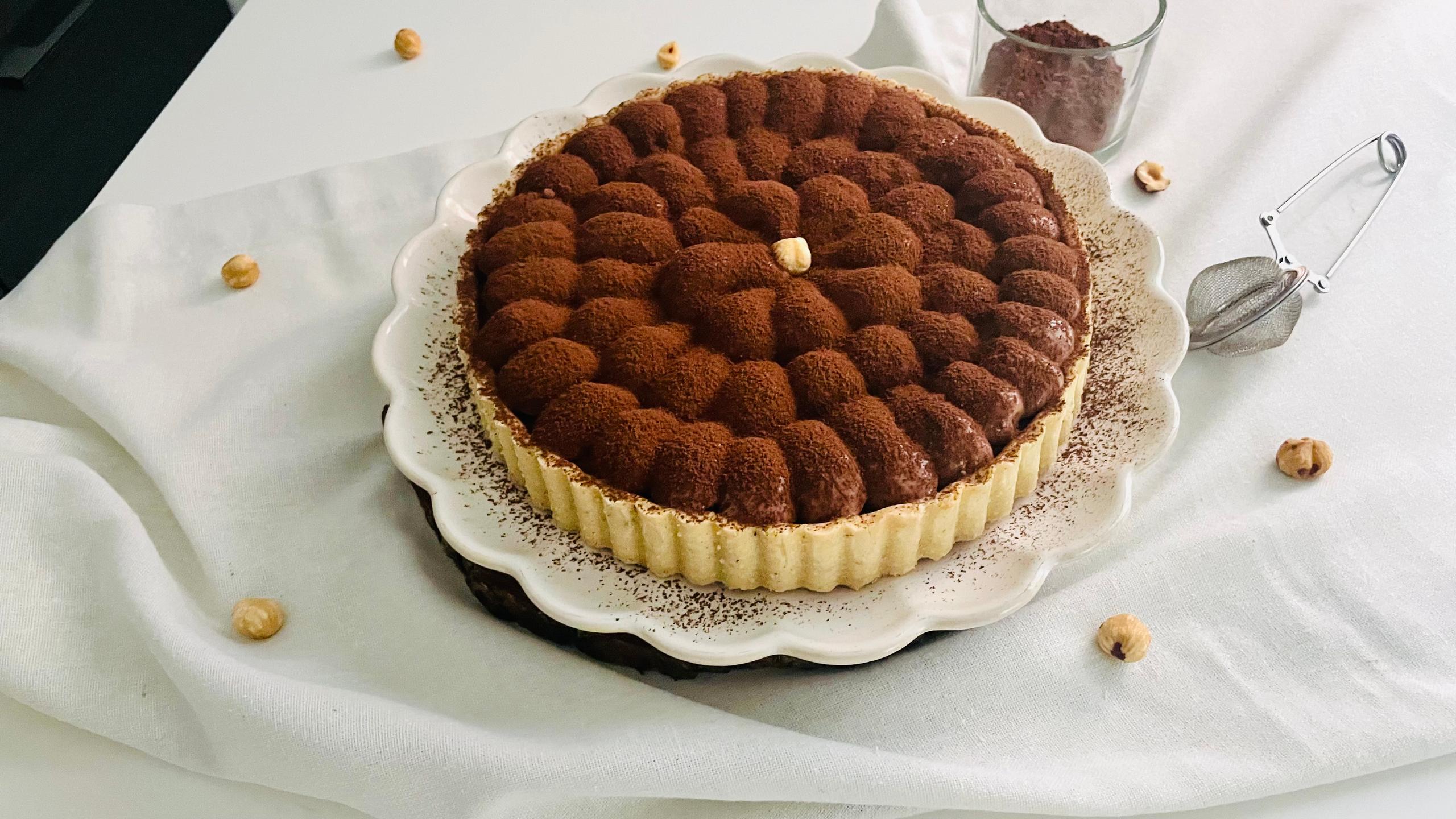 Crostata al doppio cioccolato e nocciola