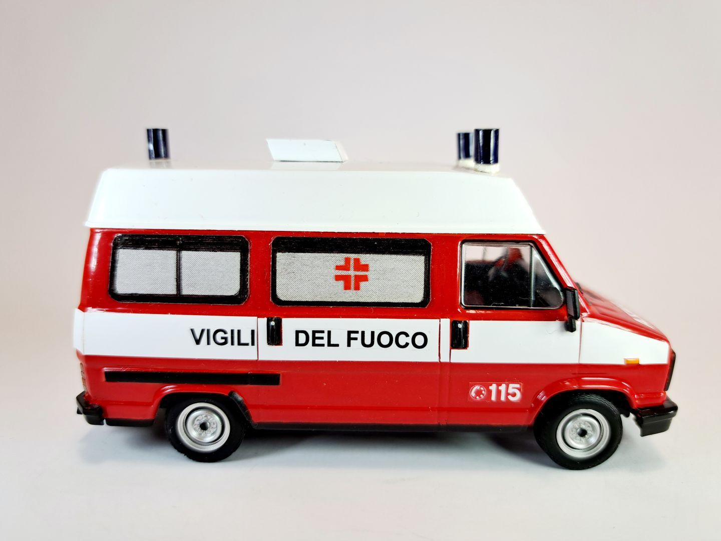 FIAT DUCATO AMBULANZA VIGILI DEL FUOCO