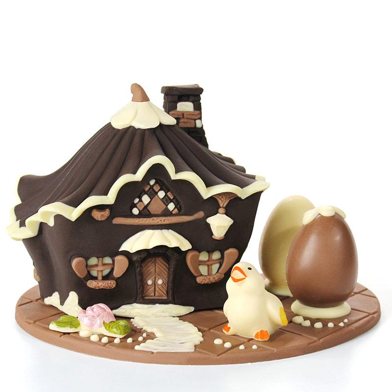 Composizione pasquale di cioccolato “Casetta delle fate” 22
