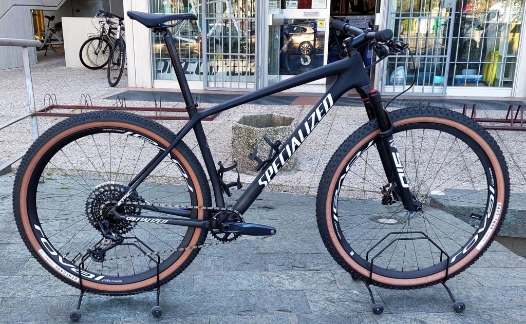 Occasione come nuova: Specialized Epic Ht Expert Carbon mis. L art.SPCLNR12EX euro 4200(listino 5700