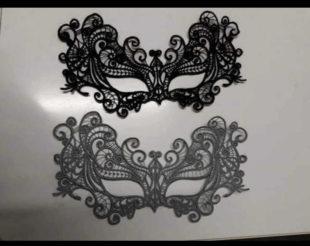 Maschera di carnevale in pizzo