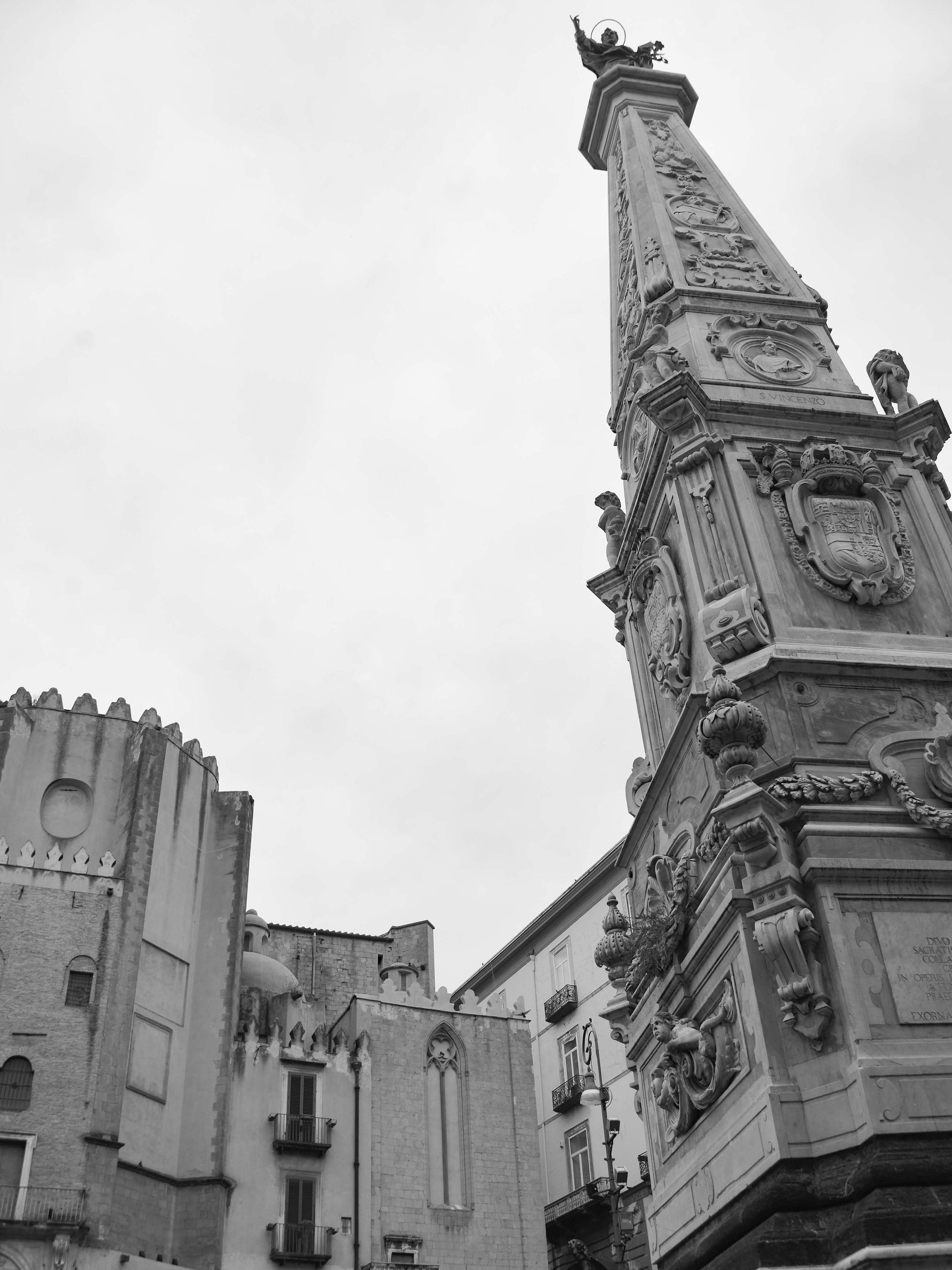 Piazza San Domenico Maggiore - Stampa realizzata su carta fotografica satinata o lucida 30x40