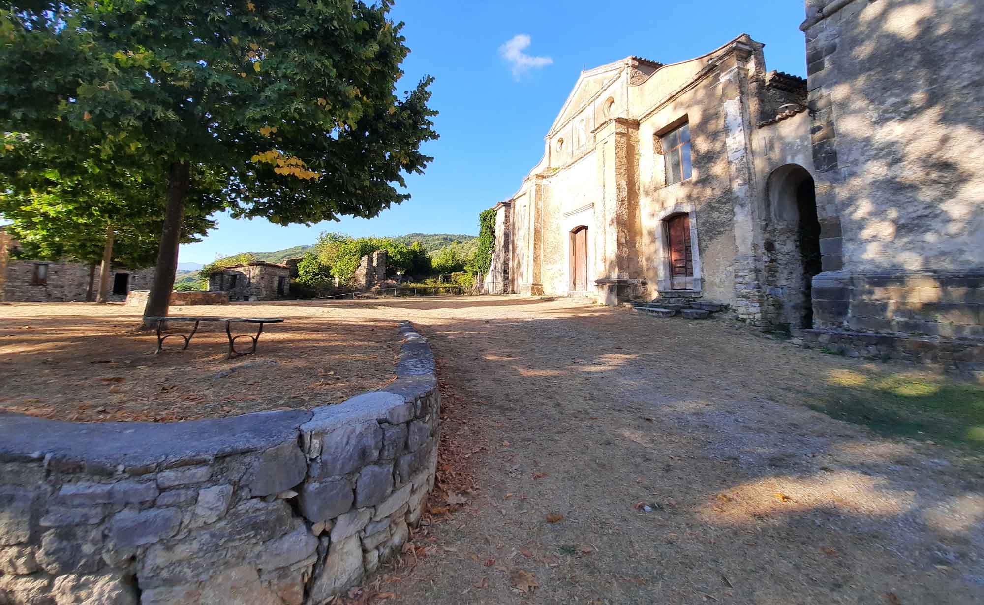 ROSCIGNO VECCHIA - CILENTO - SALERNO - CAMPANIA