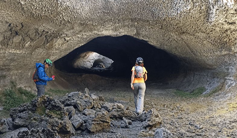 Etna Grotta dei Lamponi Luca Maugeri