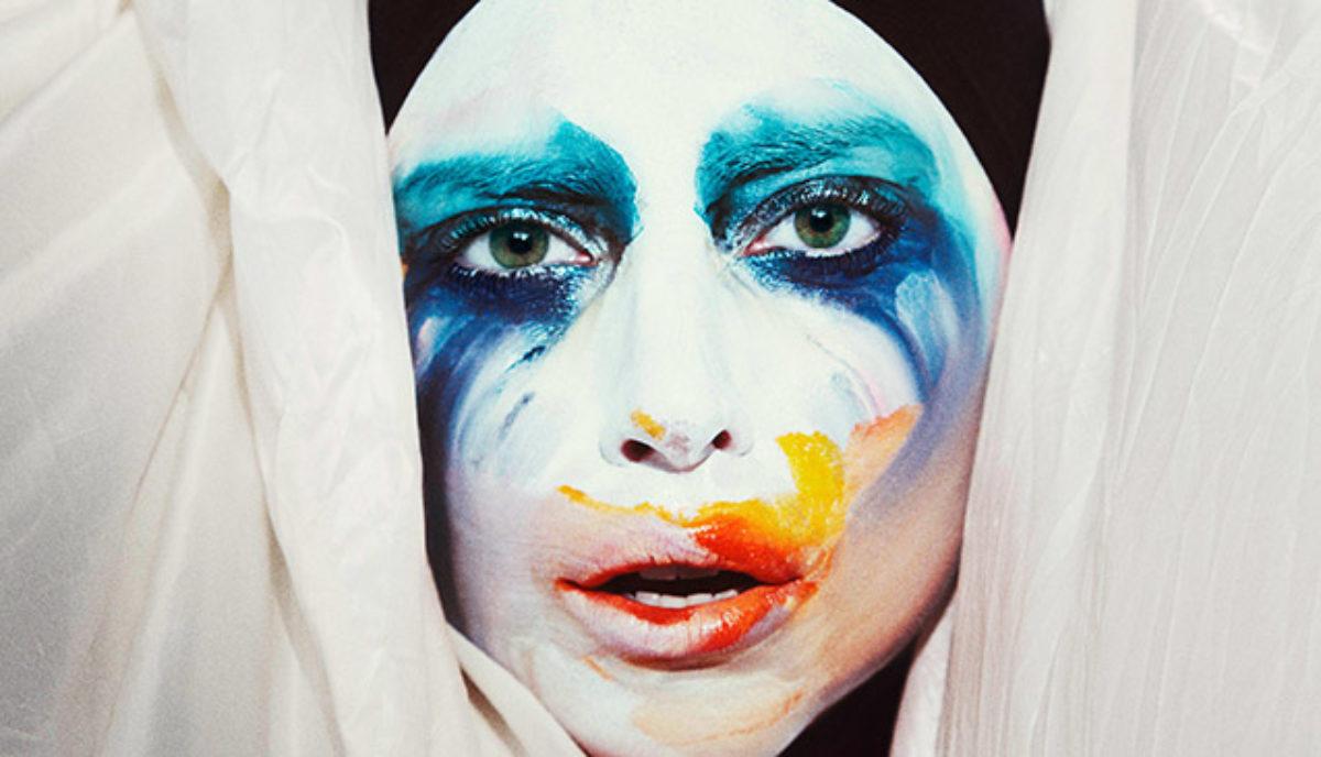 applause-lady-gaga-make upjpg