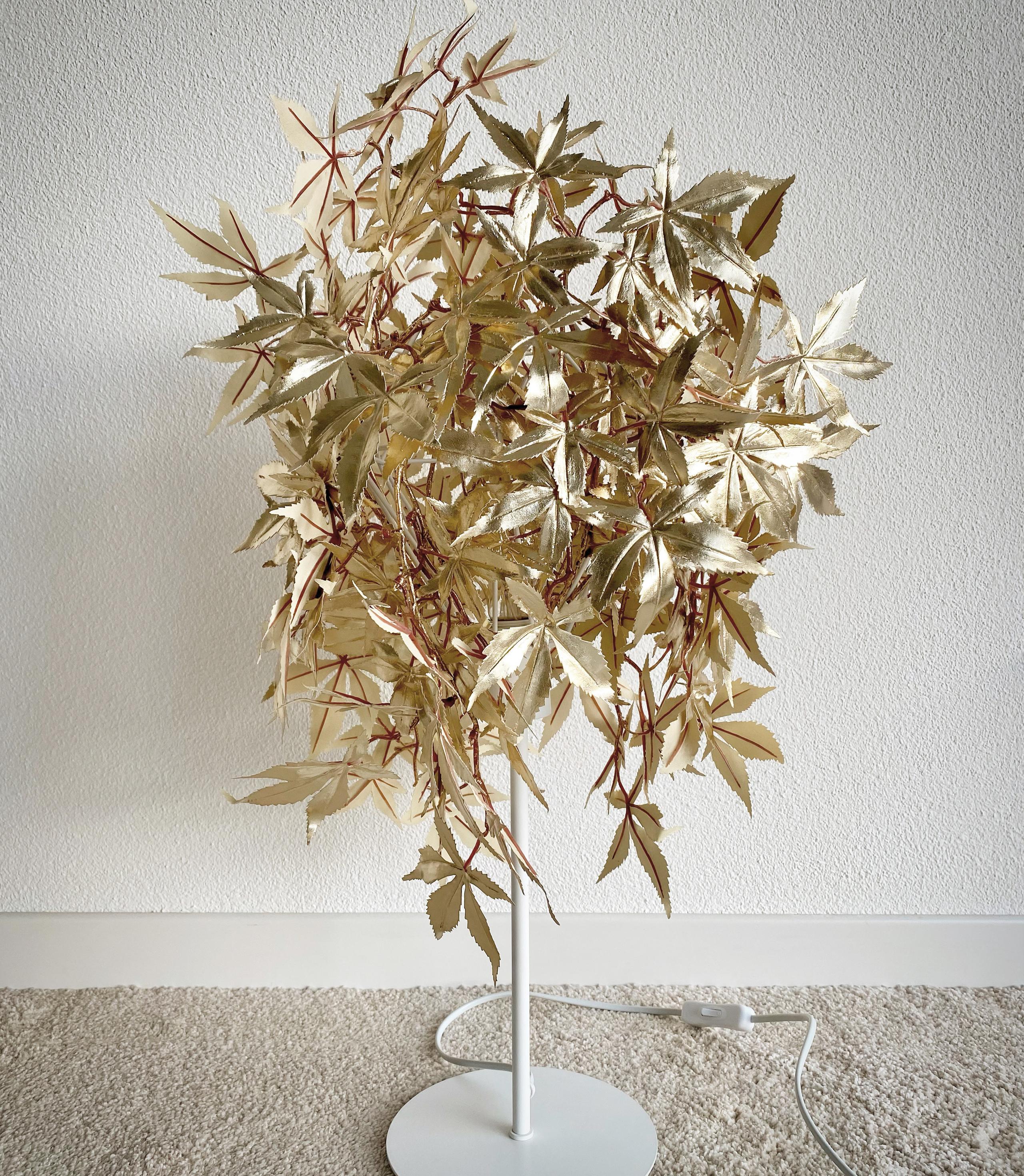 Table Lamp with leaves, Gold White, Elisa Berger Design Studio Lugano,Zurich,Como,Ascona,Furniture,Home Decor,Online Shop,Cozy Eco Chic Style