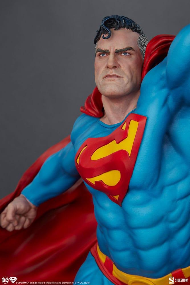 Sideshow SUPERMAN Premium Format DC COMICS Resin STATUE