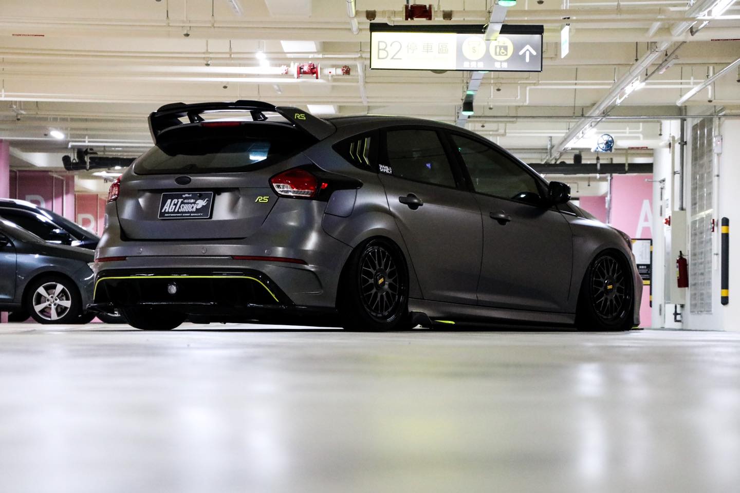 Ford Focus MK3/3.5 incl. Wagon ( ST / RS ) Inverted Air Suspension - AGT