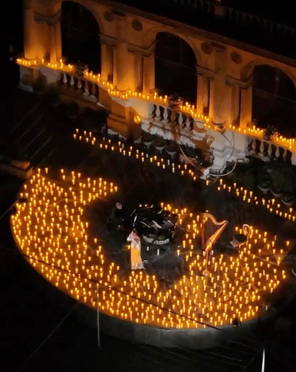 LA NOTTE DELLE STELLE CANDLELIGHT