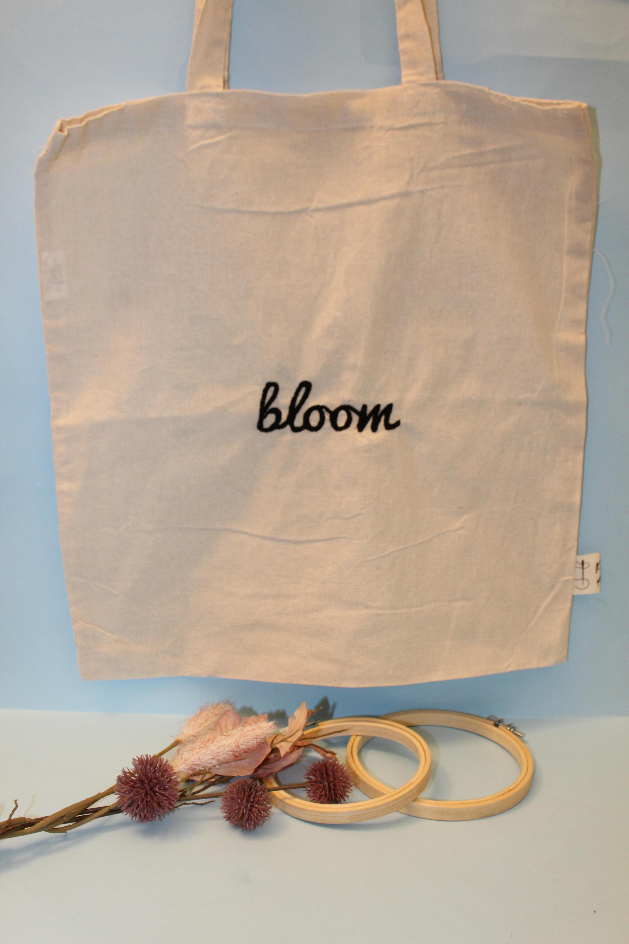 shopper ricamata "Bloom"