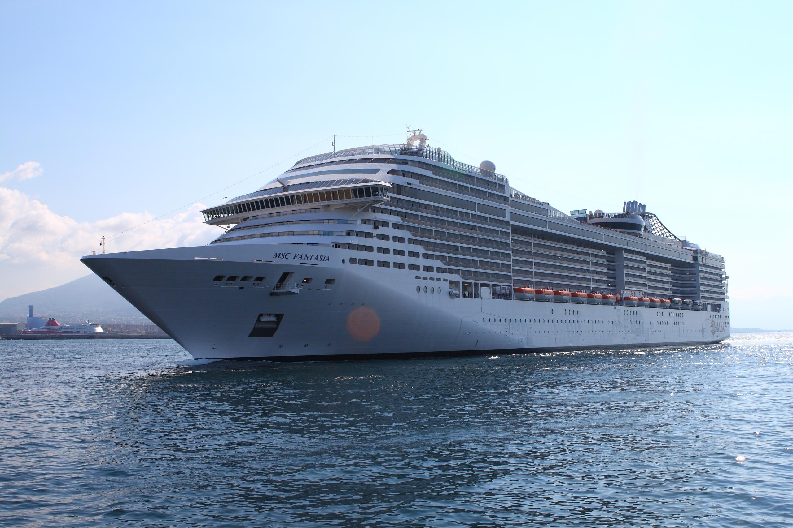 MSC Fantasia al porto di Palermo