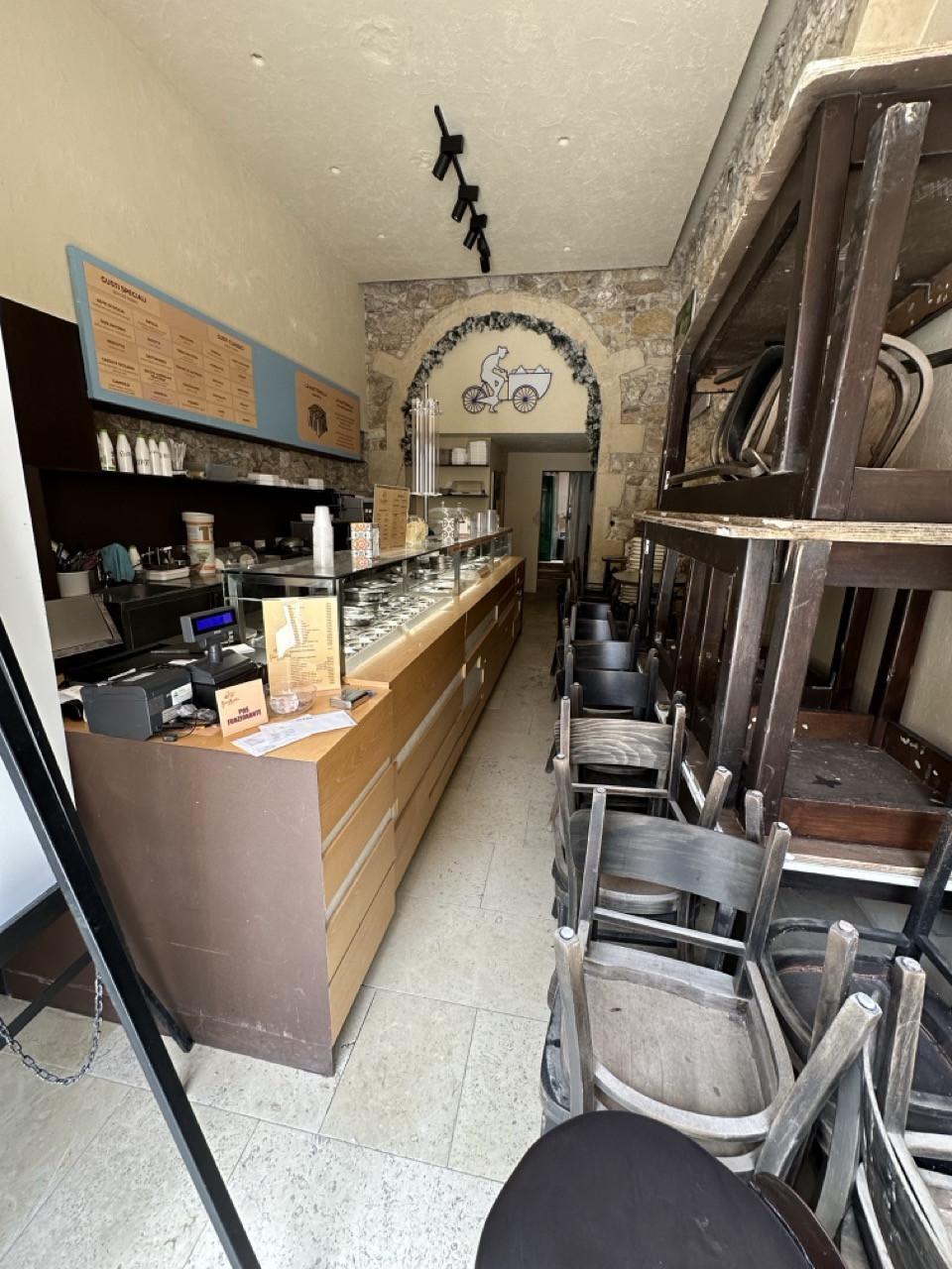 BENI STRUMENTALI PER BAR GELATERIA