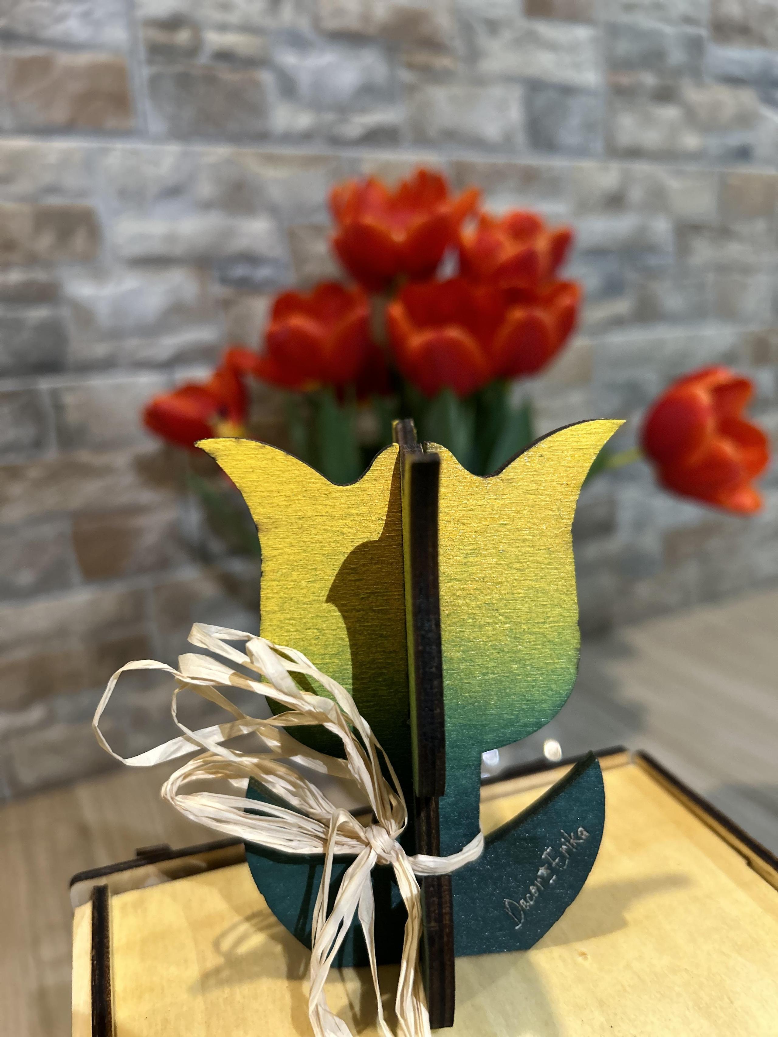 Tulipani in legno colorato 10 cm