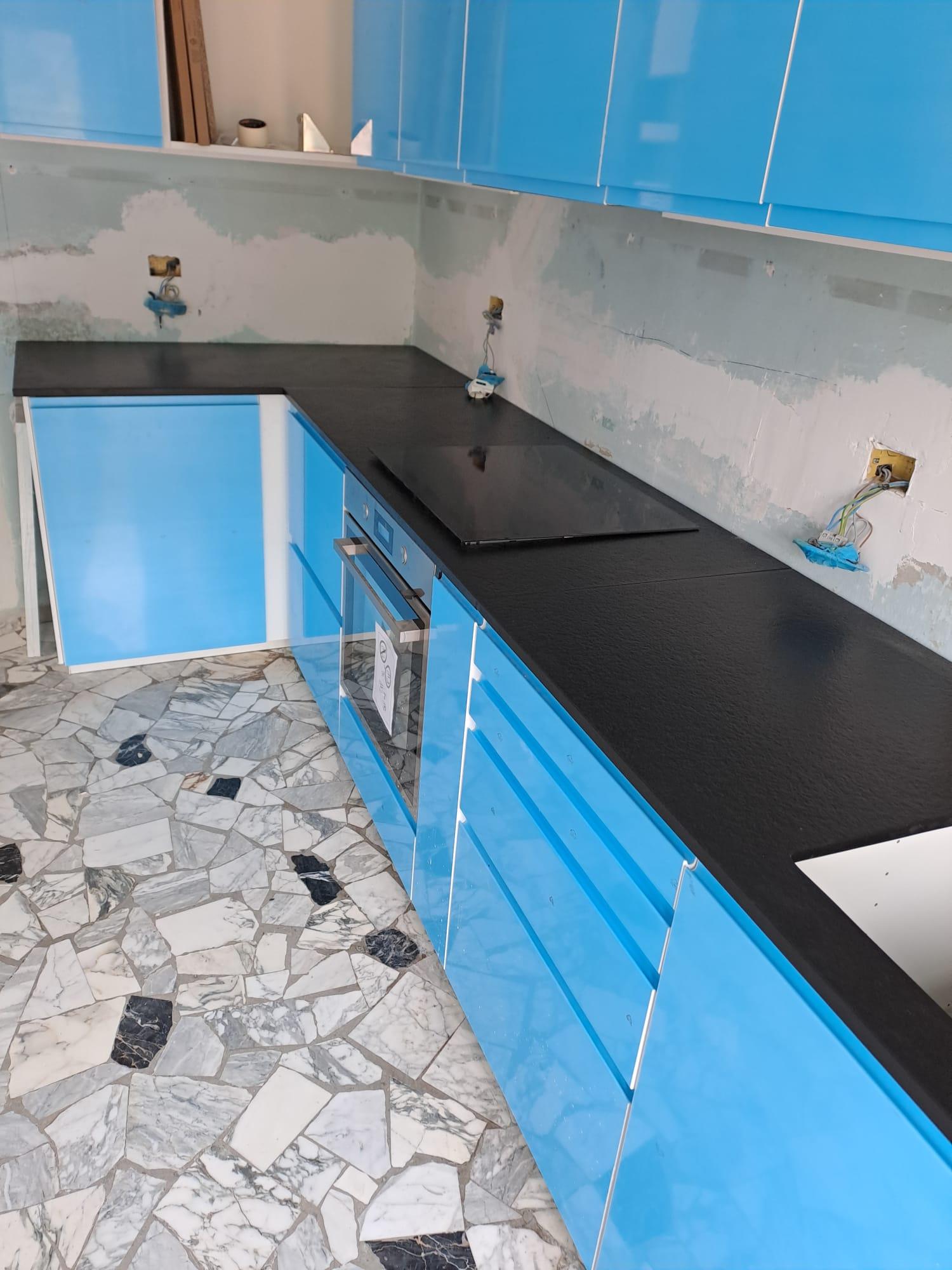 #marbleblack #black #design #kitchengerman #german #swiss #europe #cucinanera #neroassoluto