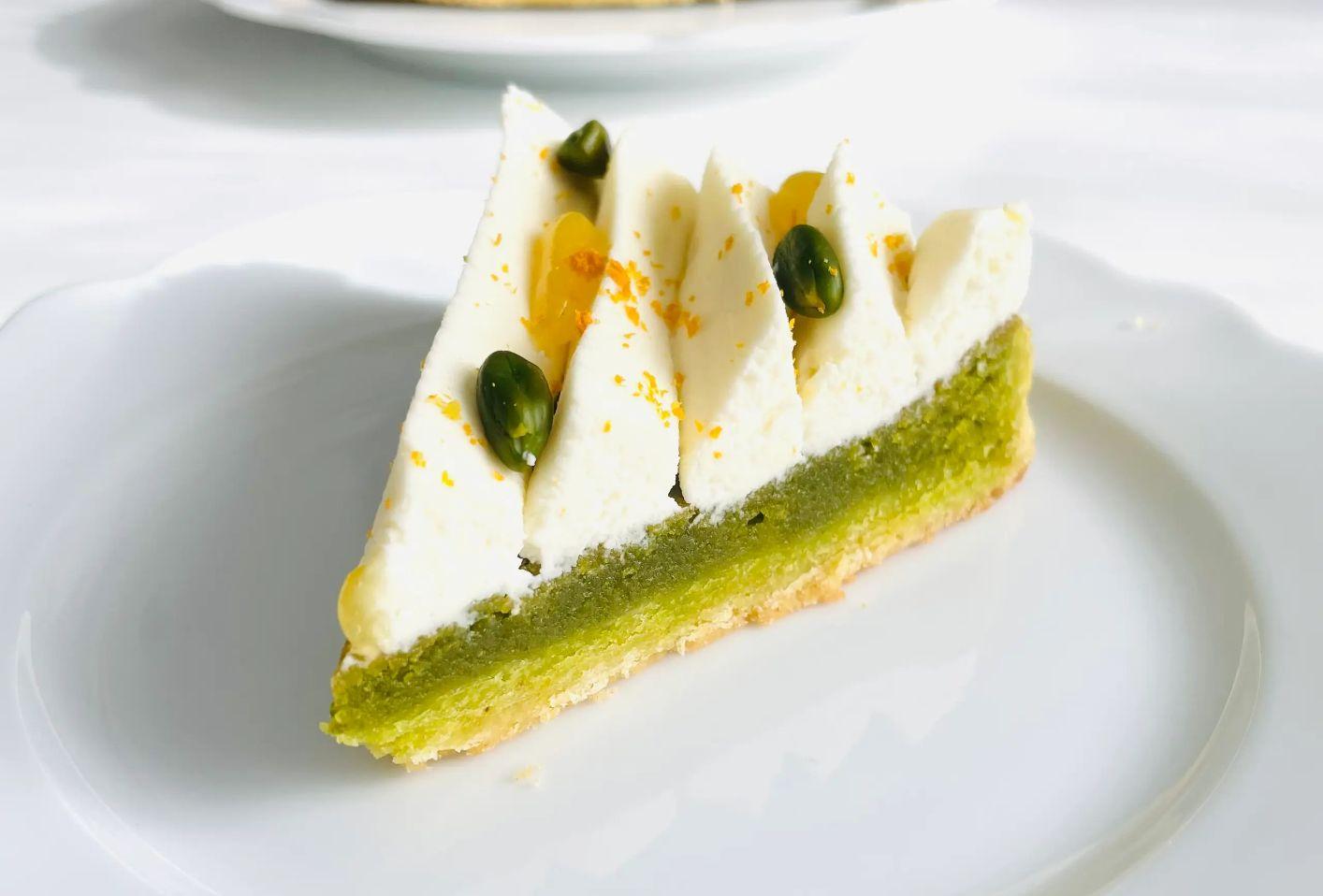 Crostata al pistacchio, cioccolato bianco e arancia