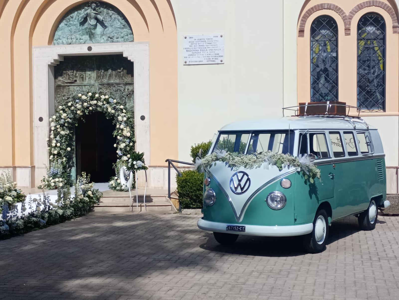 Noleggiare un'auto d'epoca per il matrimonio