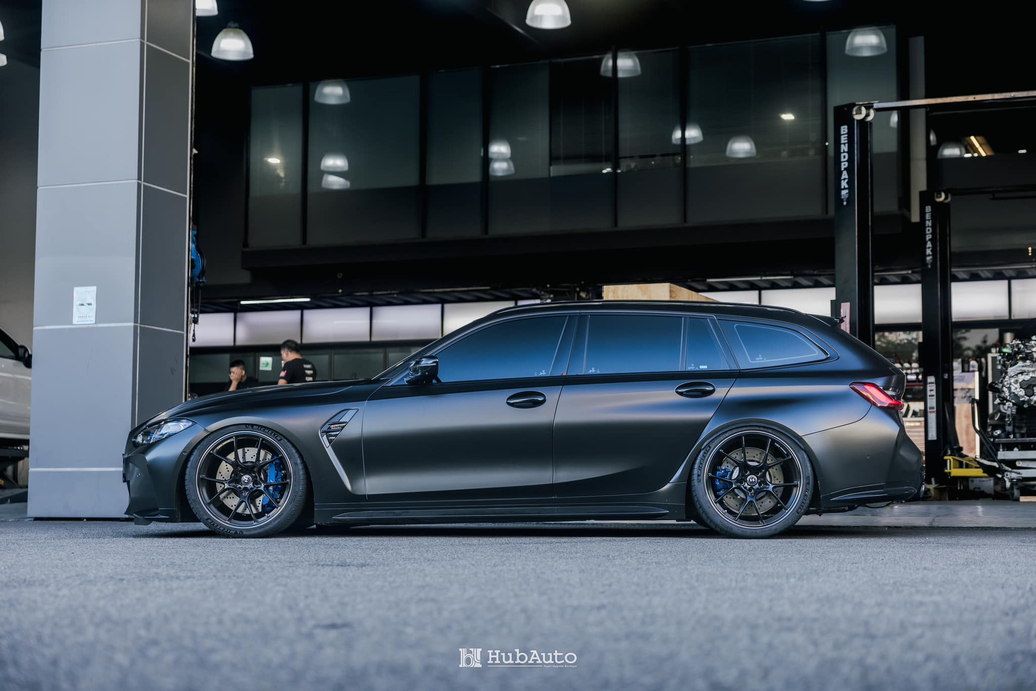 BMW G80 / G81 M3 - Inverted Air Suspension - AGT