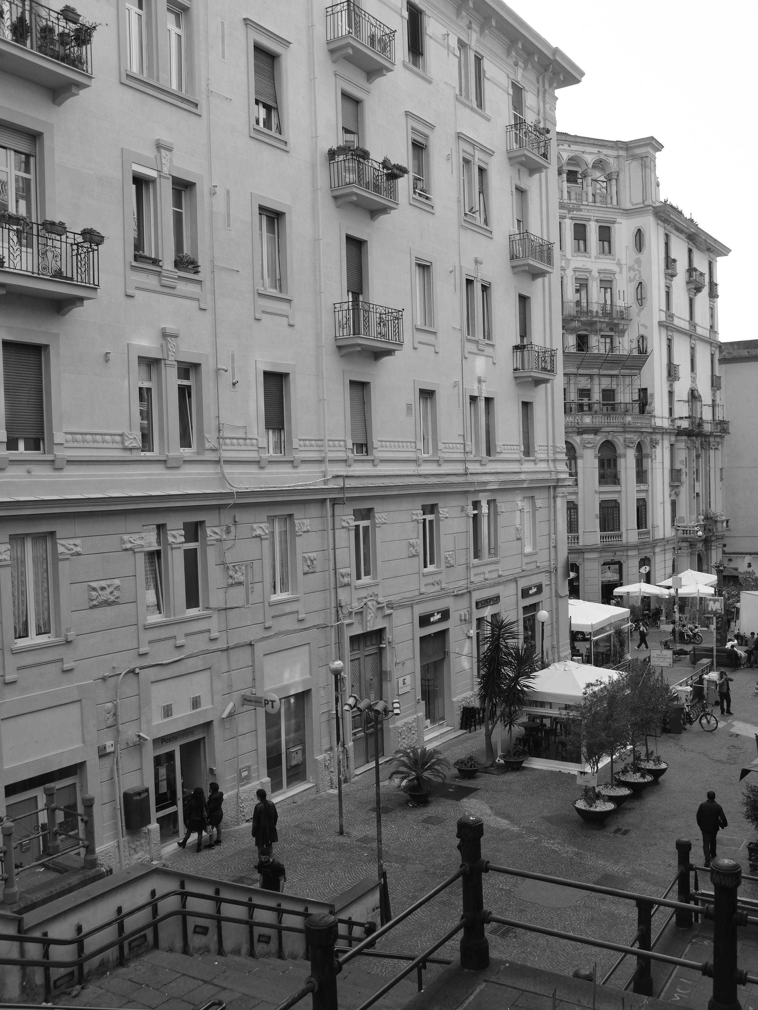 Piazza Fuga - Stampa realizzata su carta fotografica satinata o lucida 30x40 