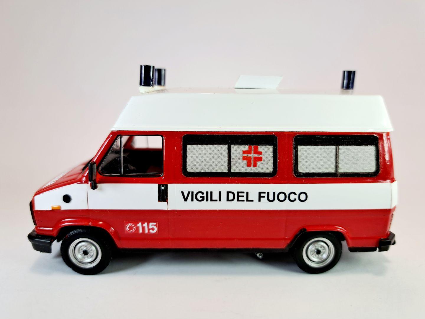 FIAT DUCATO AMBULANZA VIGILI DEL FUOCO