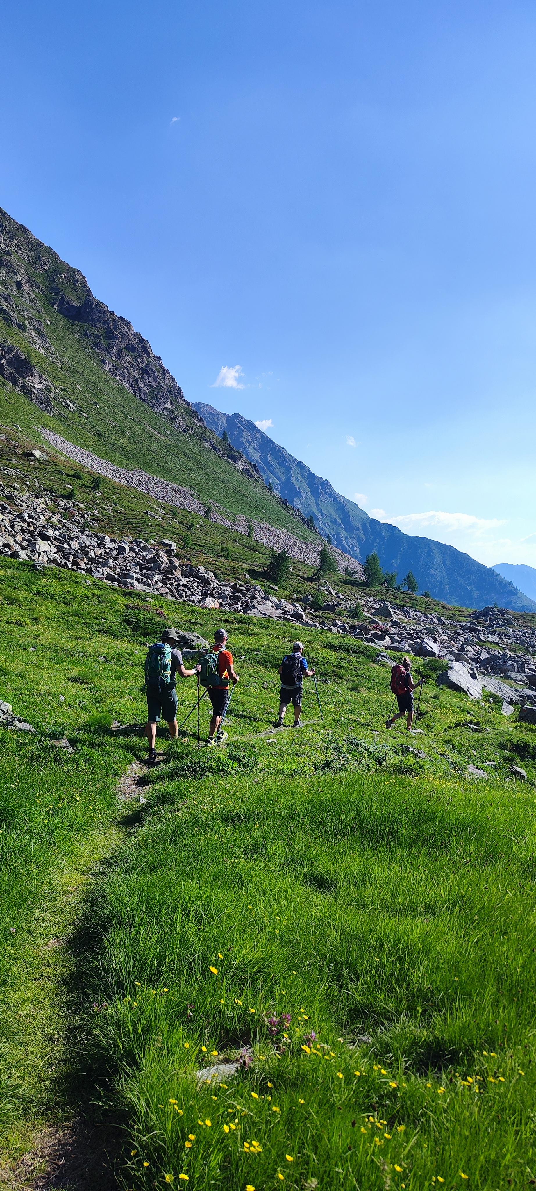 Trekking in Piemonte, Gravel in Piemonte, Hiking, Mountain Bike, E-bike, Vercellese, Valsesia, Biellese, Monferrato