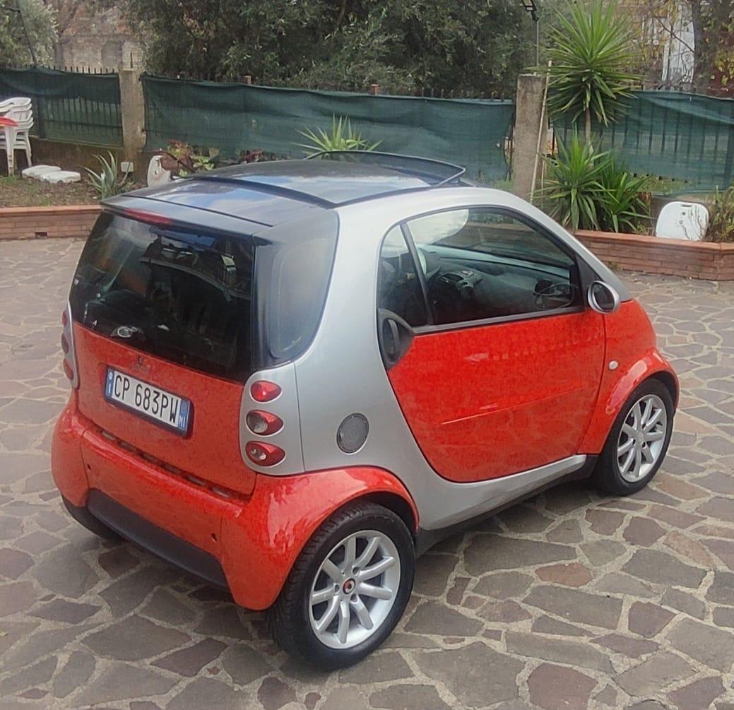 SMART FORTWO 700 2004