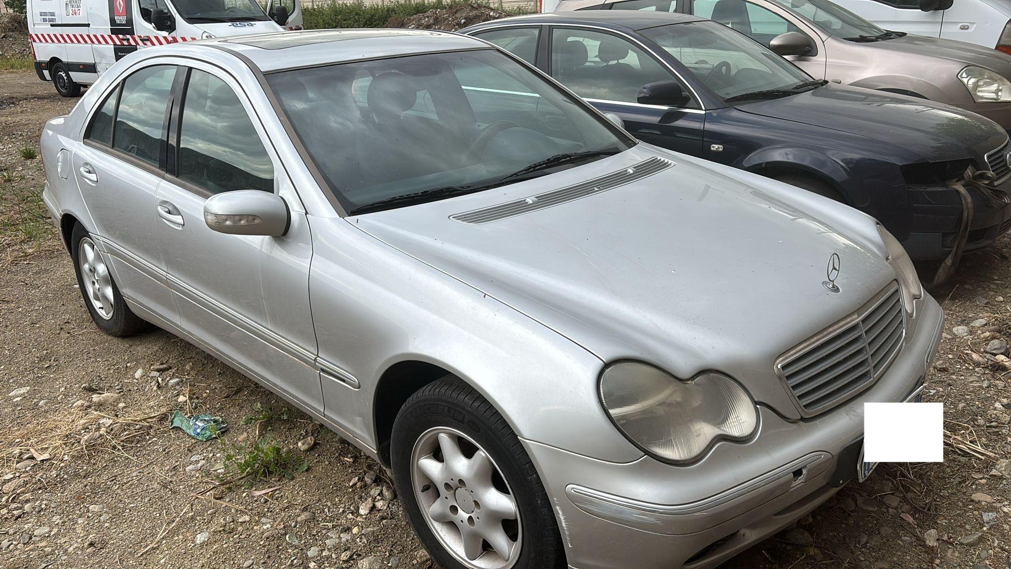 MERCEDES CLASSE C220