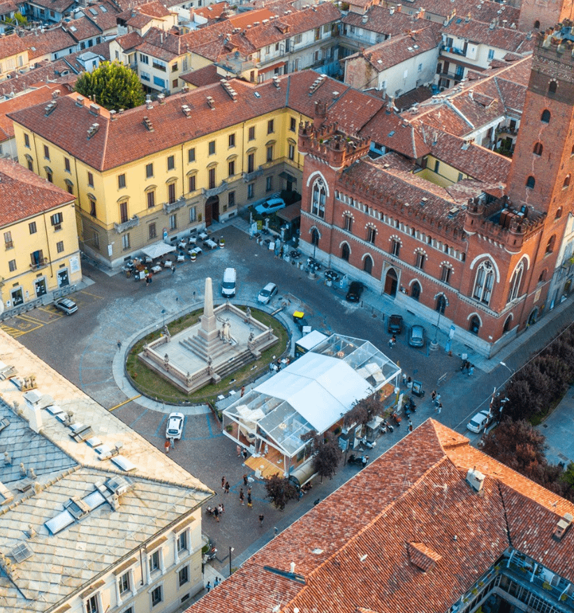 Centro di Asti dall-altopng