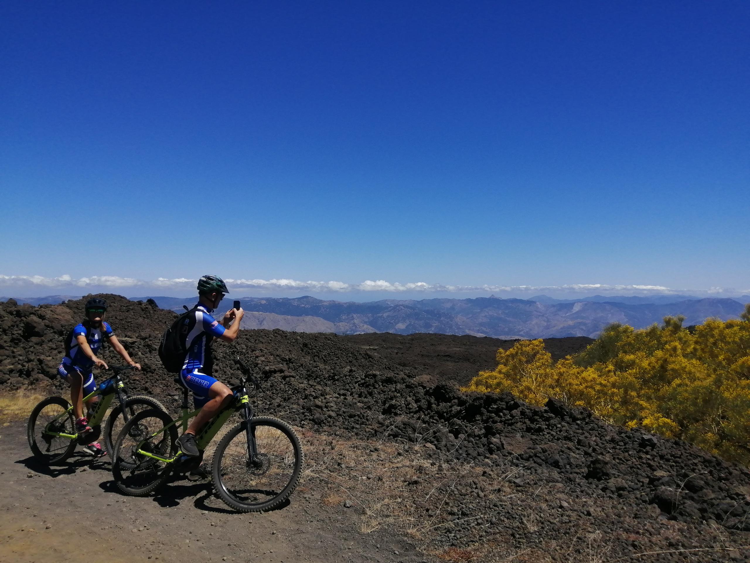 Etna Grotta dei Lamponi Luca Maugeri