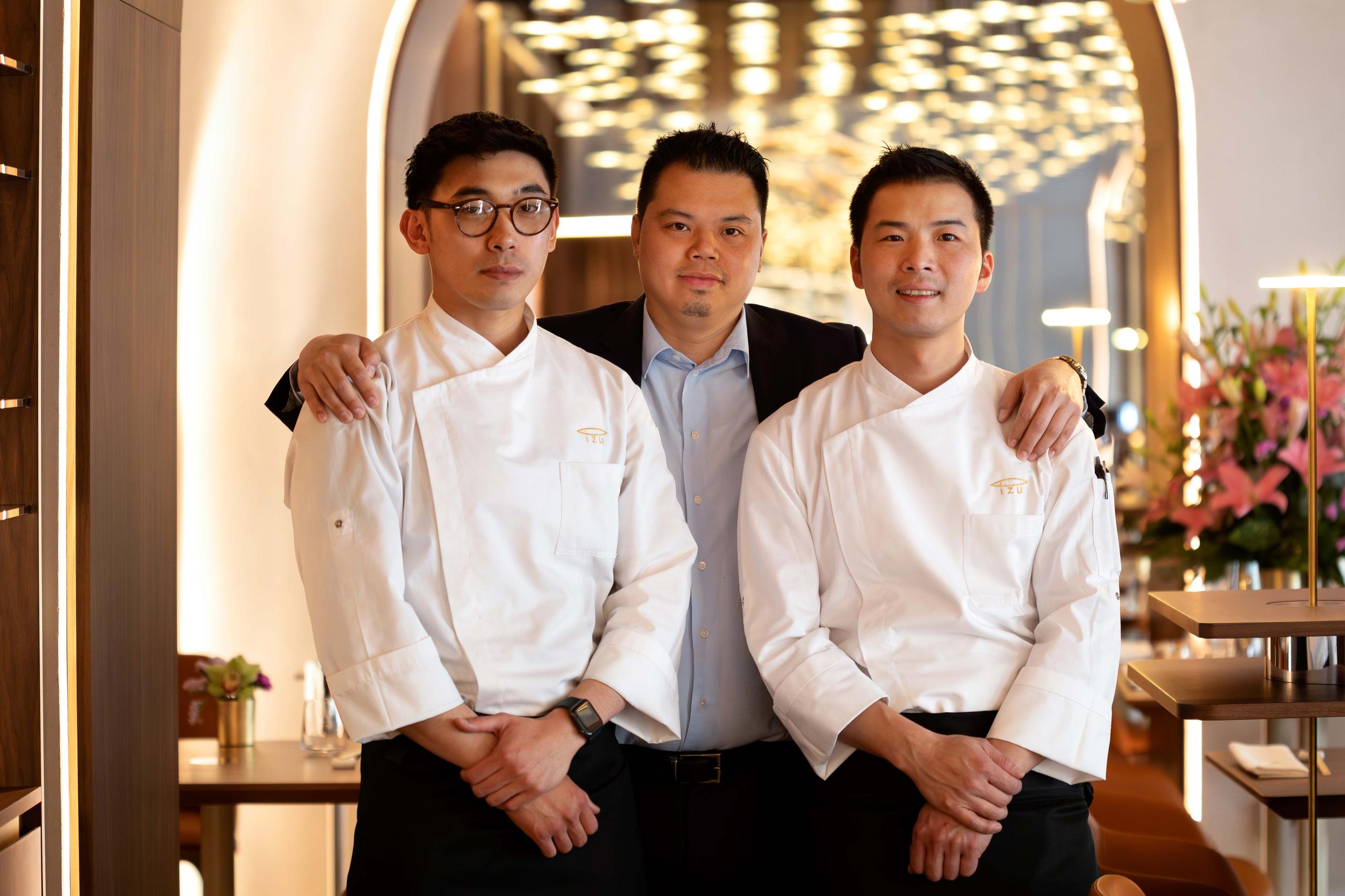 Jin Yue Hu con chef Andino Murillo e chef Mingdon Huang  jpgjpg