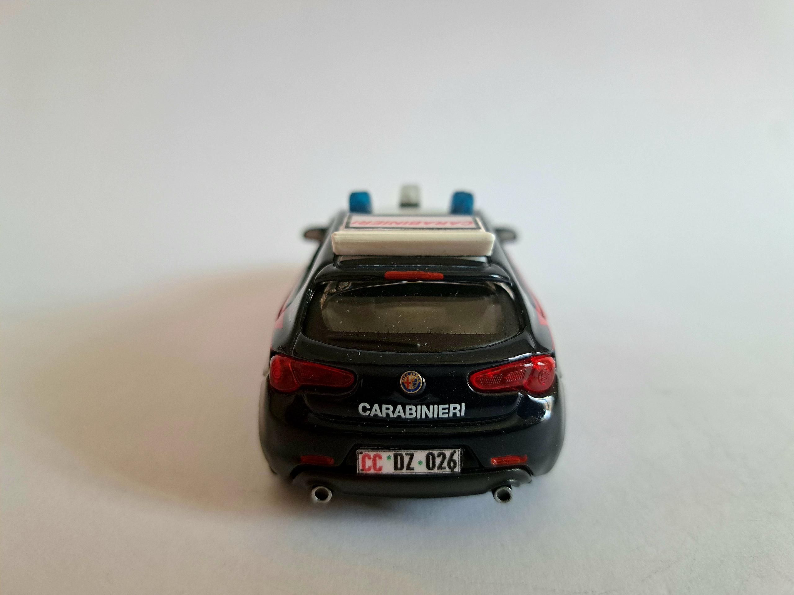 ALFA ROMEO GIULIETTA CARABINIERI NUCLEO RADIOMOBILE