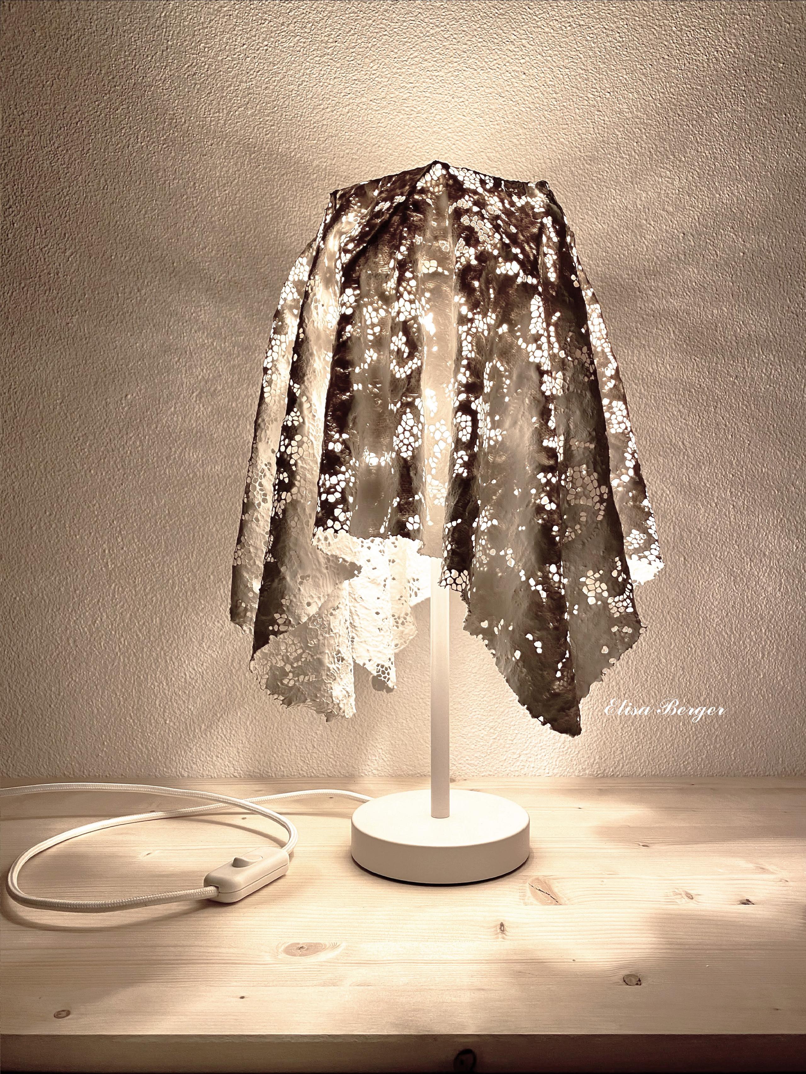 Lampada bianca Cosy, White lamp, Home Decor Lugano,  Negozio Arredamento Illuminazione Lugano Milano, Elisa Berger Interior Design, Shop online furniture