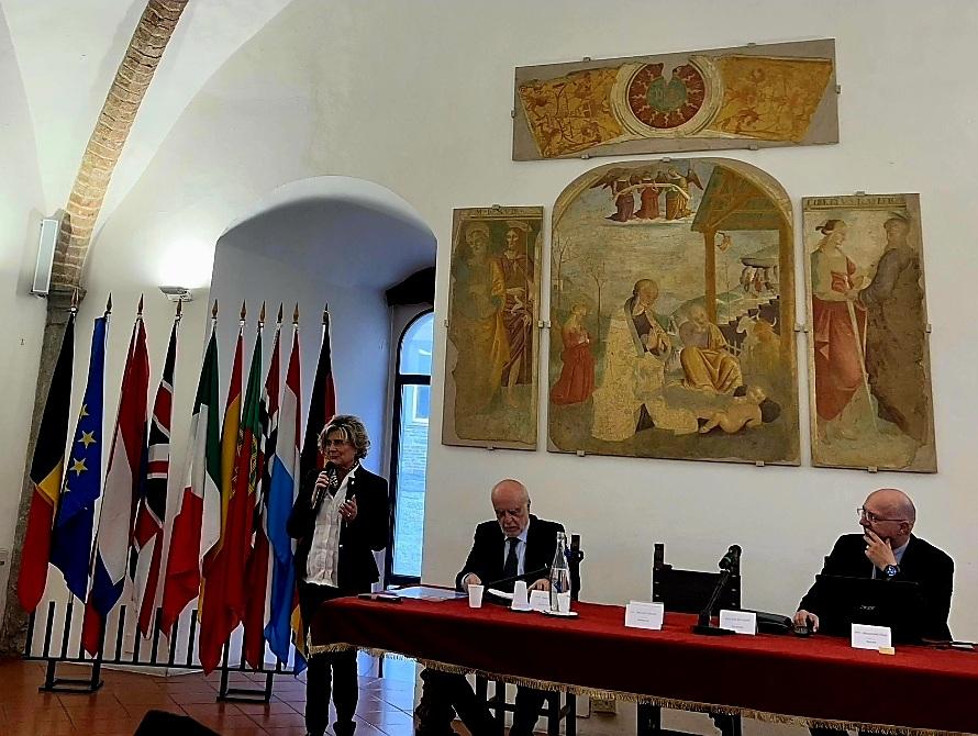 Saluti istituzionali - Assessore alle politiche sociali e della famiglia del Comune di Perugia
