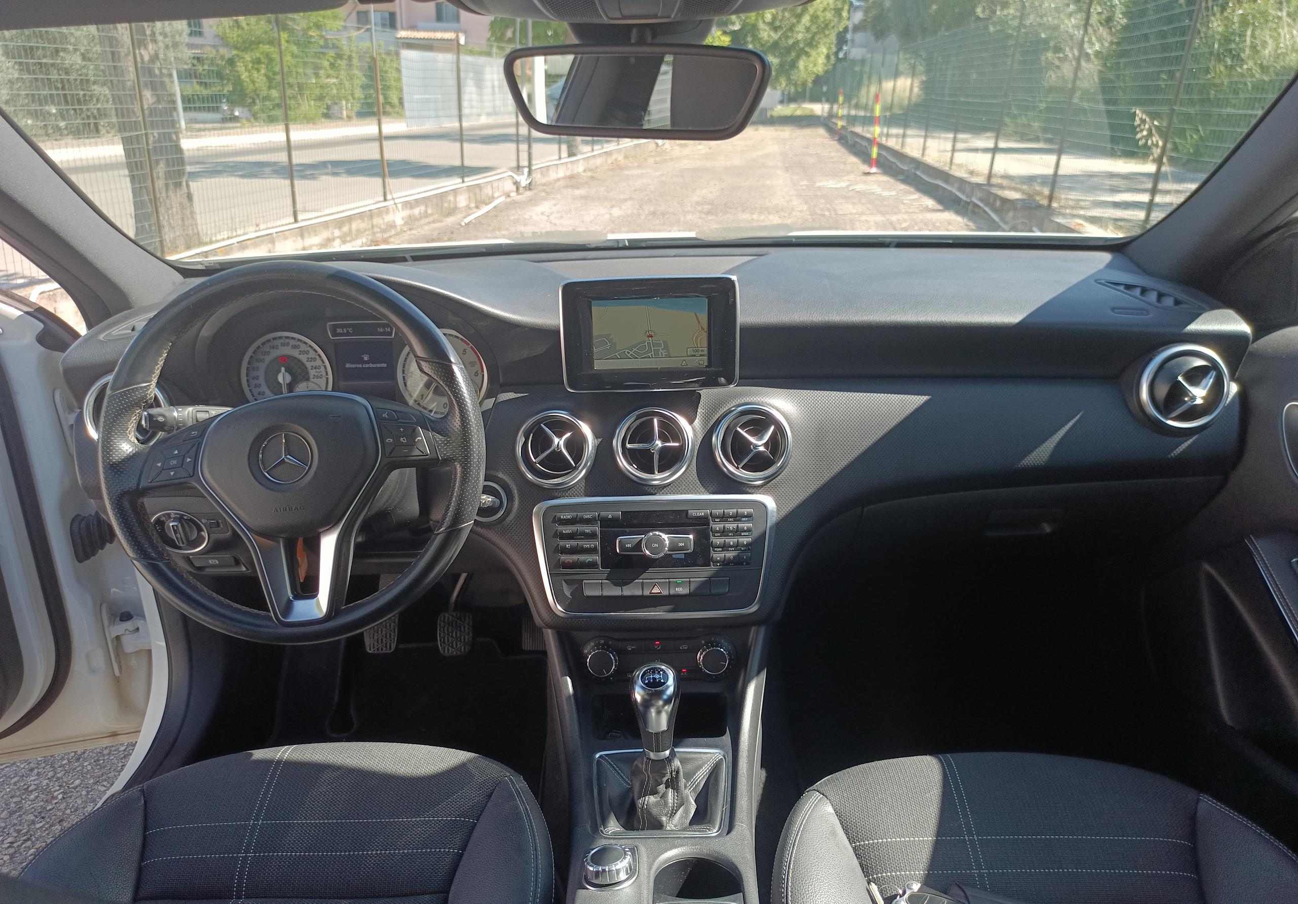 Mercedes-benz A 180 A 180 CDI Premium  Vasto (CH)  10.900 €