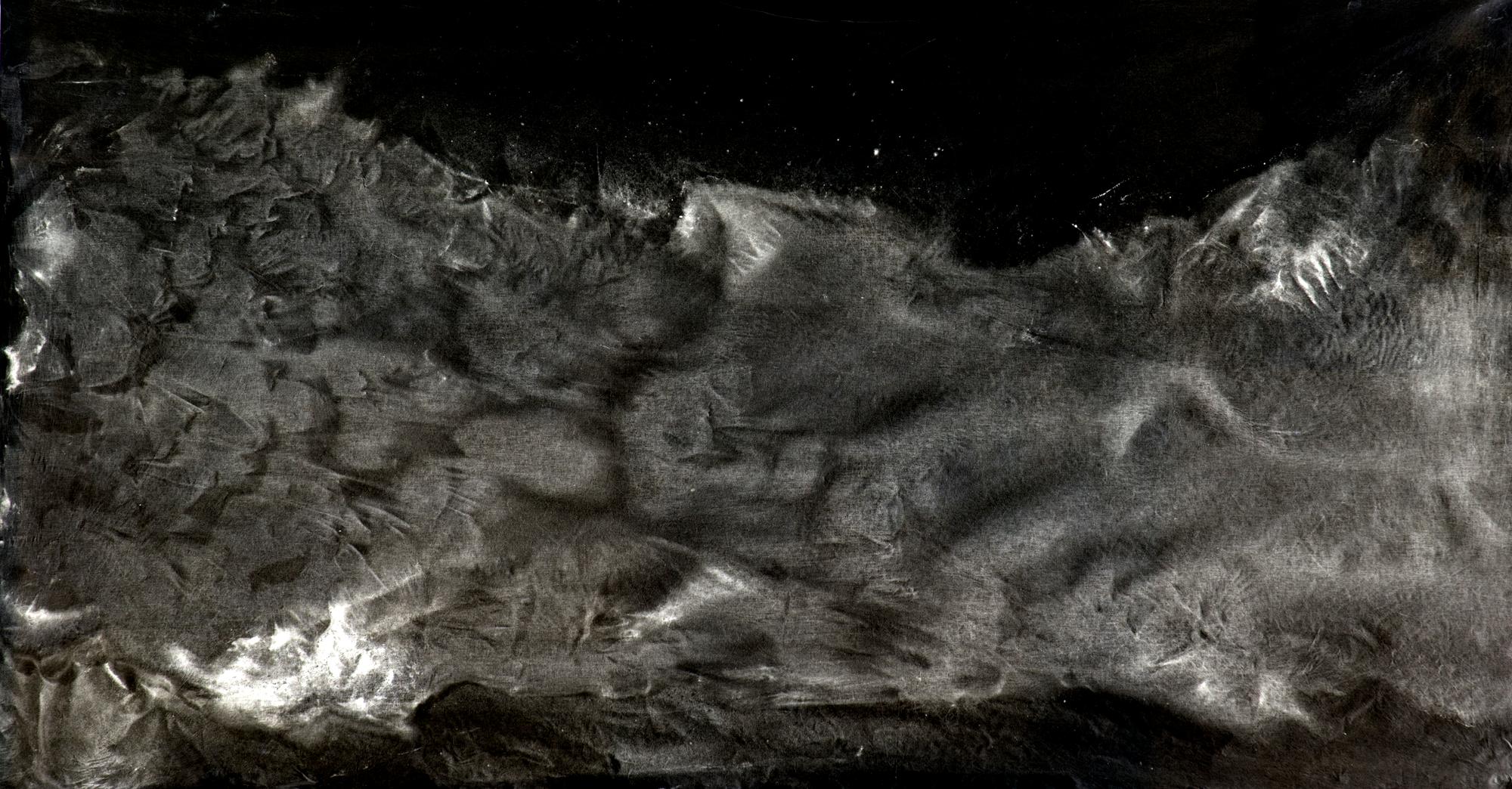 Black pigment on cotton fabric ( 1,4 x 3 m )