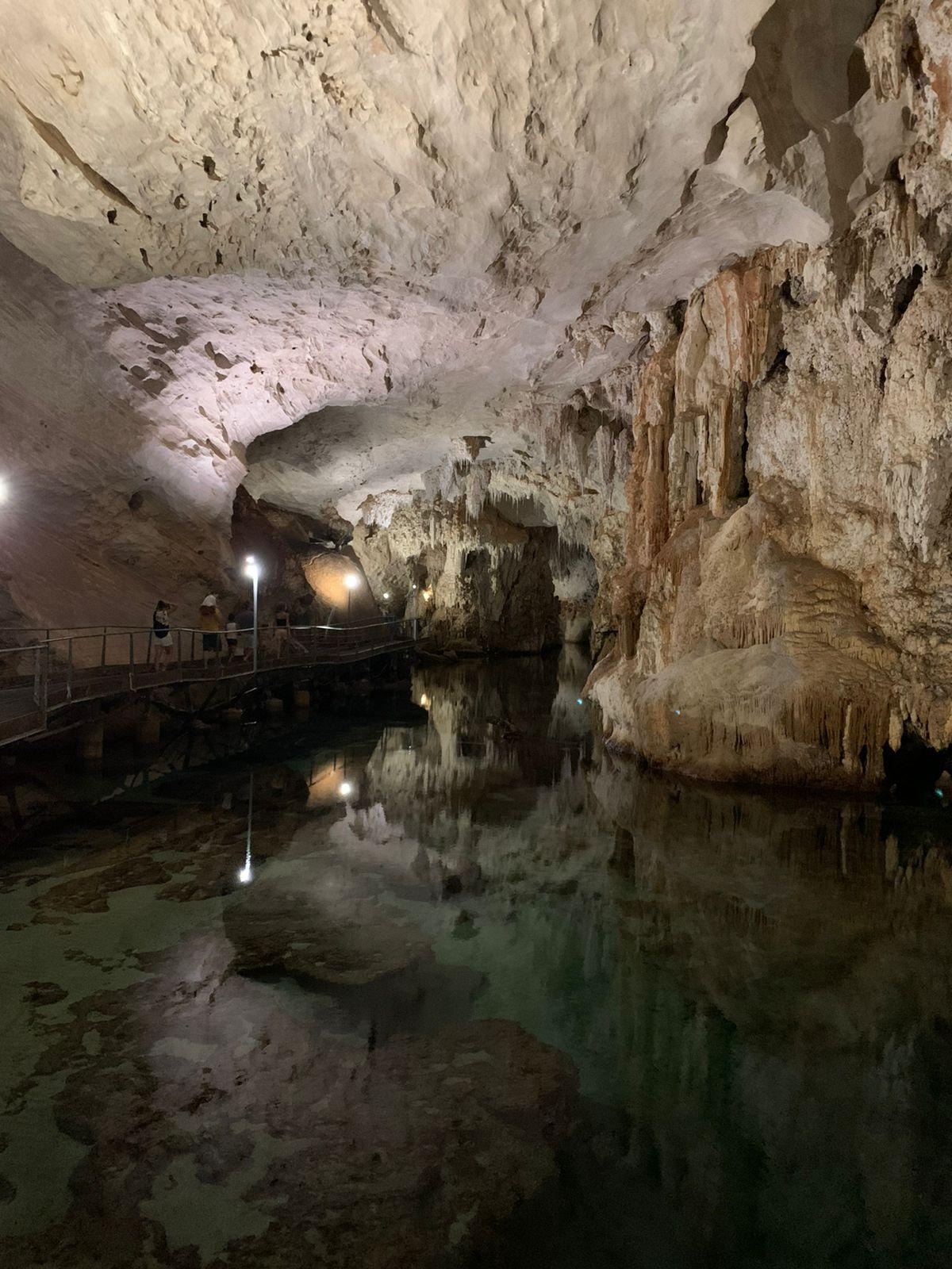 Sala degli specchi grotta Bue Marino