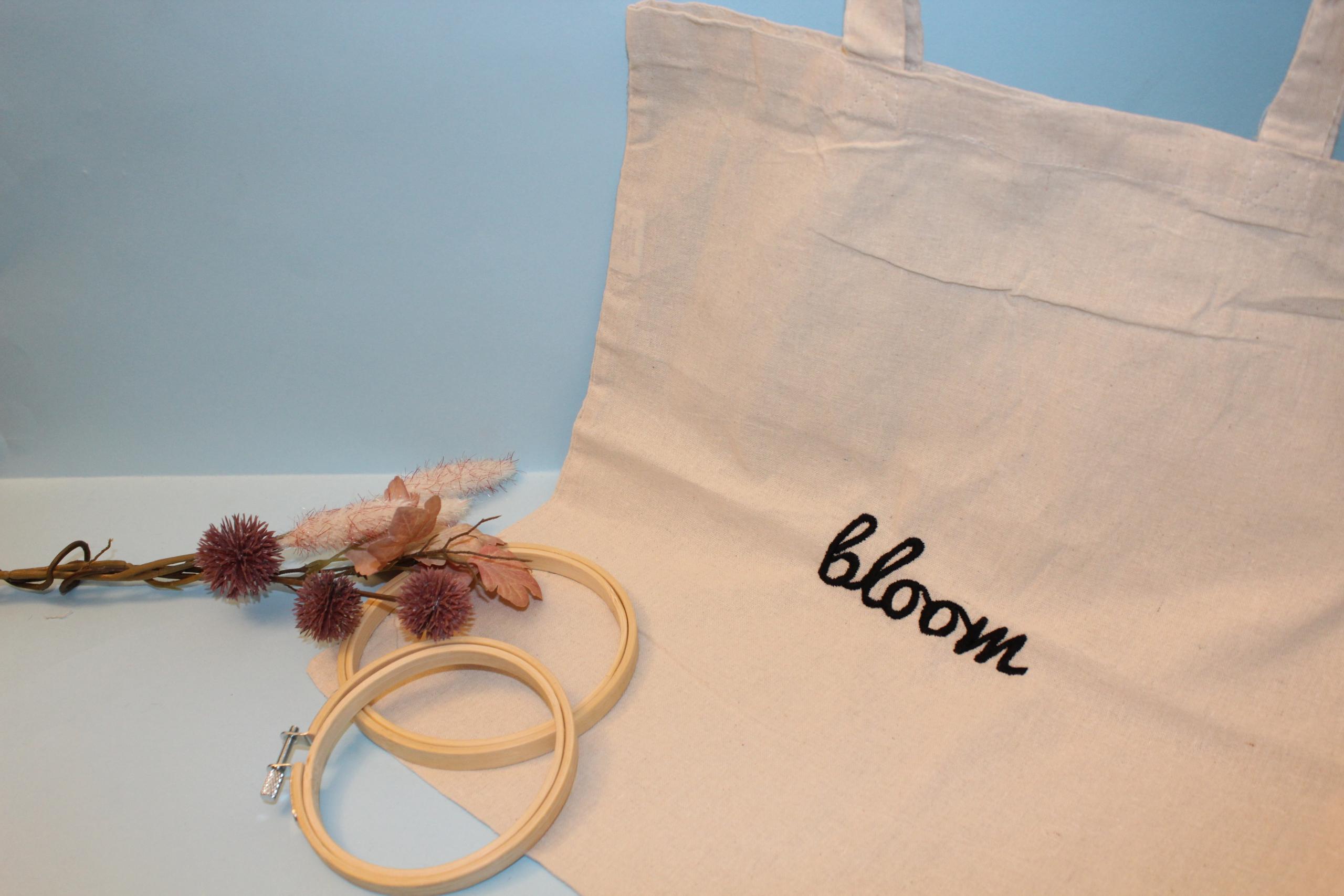 shopper ricamata "Bloom"